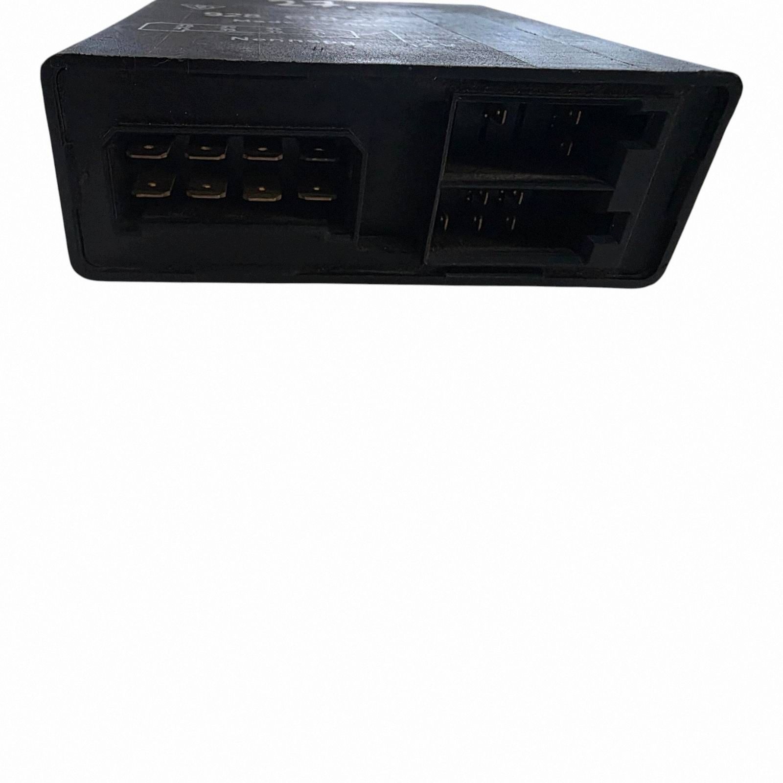 Module Unité de contrôle Vitre et Toit ouvrant PORSCHE 928 92861824000
