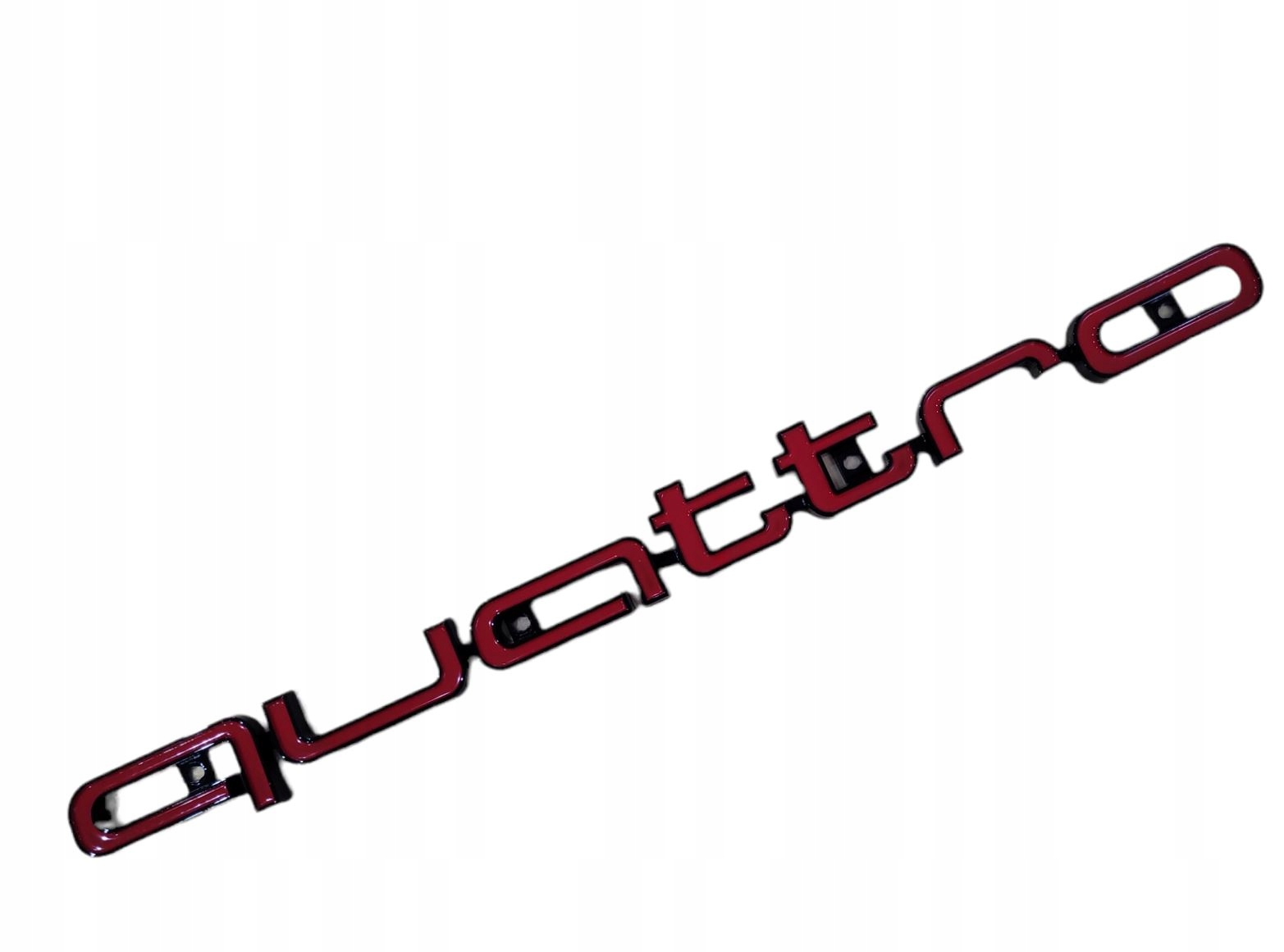 

Emblemat napis Quattro na Grill kolor Black-Red