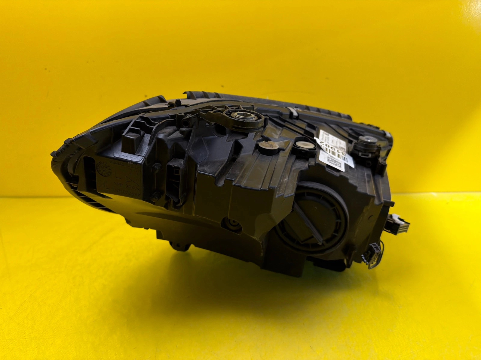 light left Mercedes C-Klasa W206 21- Full Led A2069063903