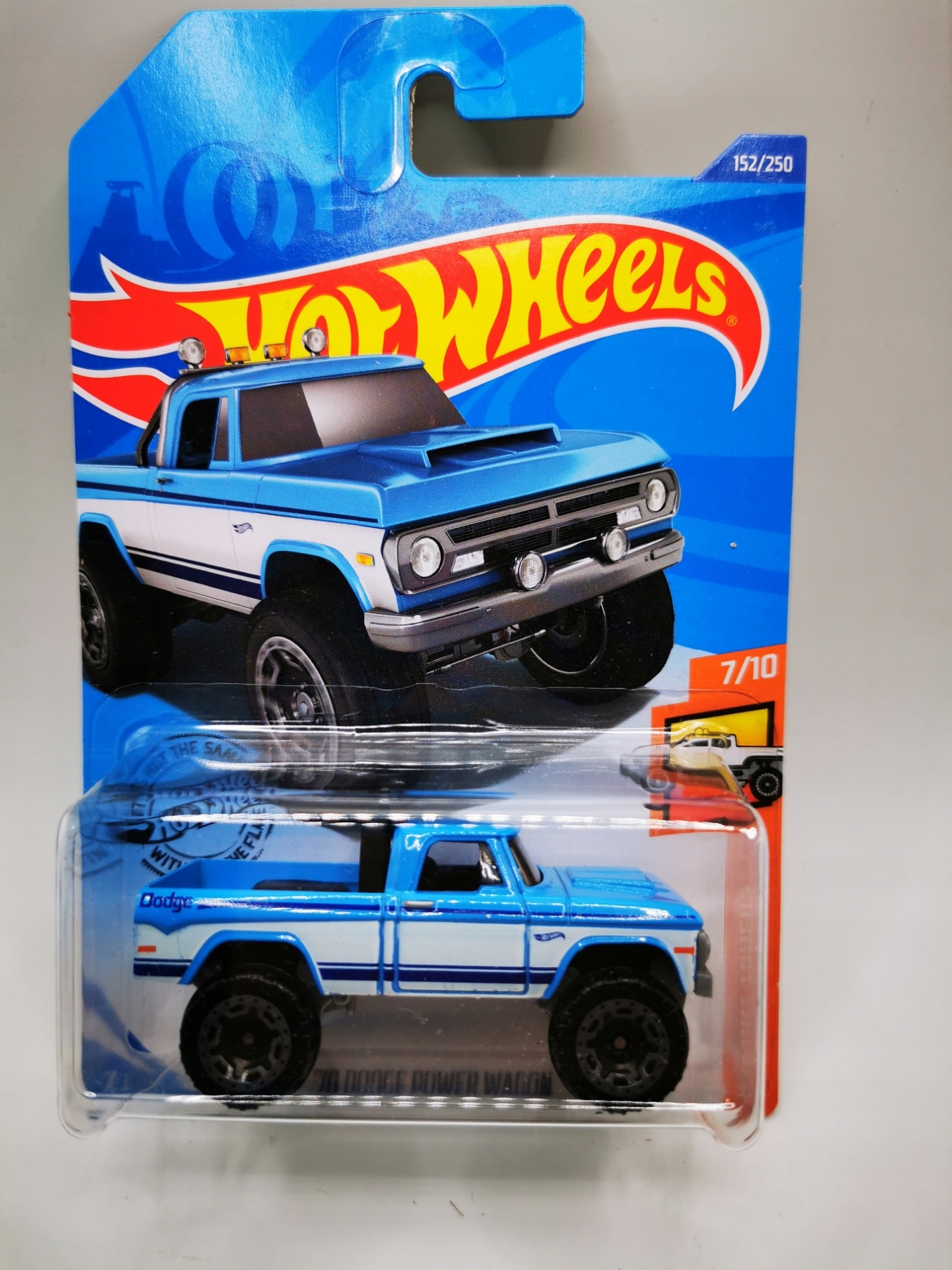 

Hot Wheels 70 Dodge Power Wagon Hot Trucks 7/10
