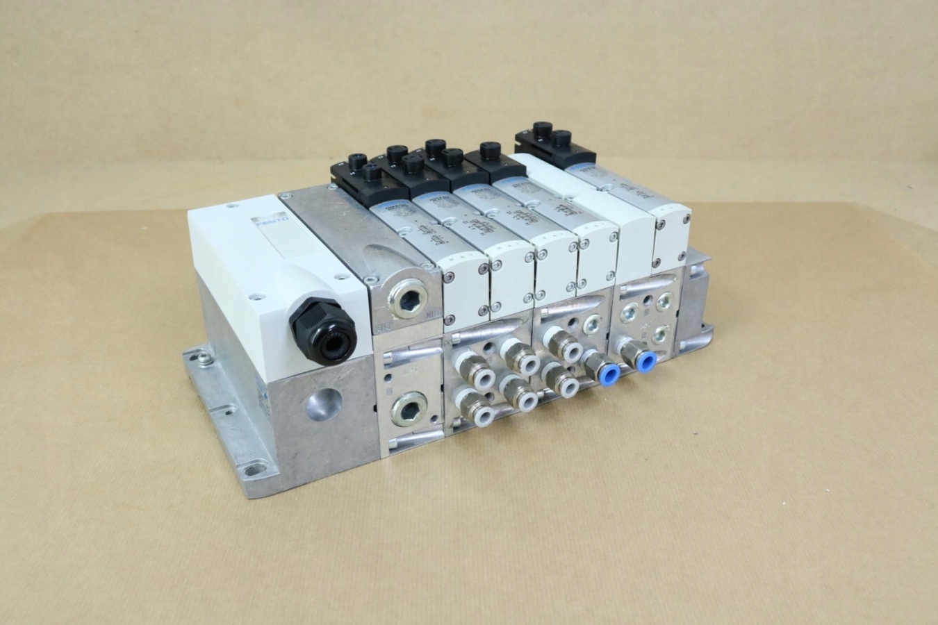 FESTO VABV-6; 2K2JML; MULTIPIN Wyspa zaworowa Marka Festo