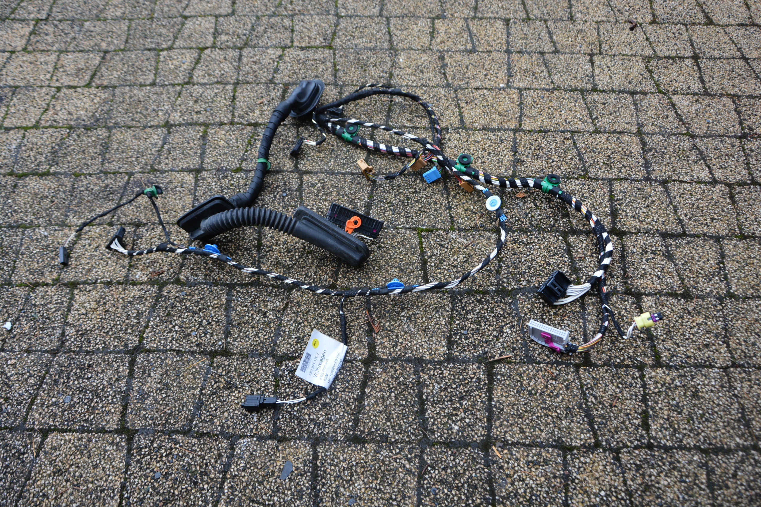 ДЖГУТ ПРОВОДІВ ДВЕРІ LP VW GOLF 6 5K7971120J