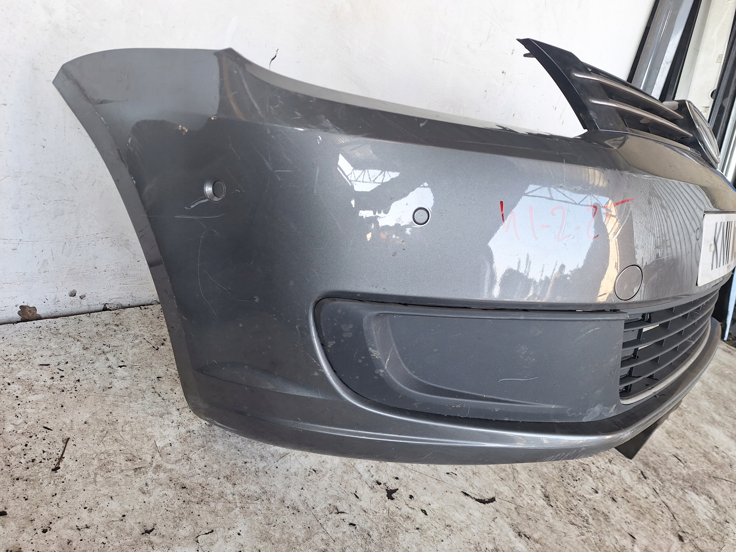 VOLKSWAGEN TOURAN II 11-15 bumper + 6 X PDC