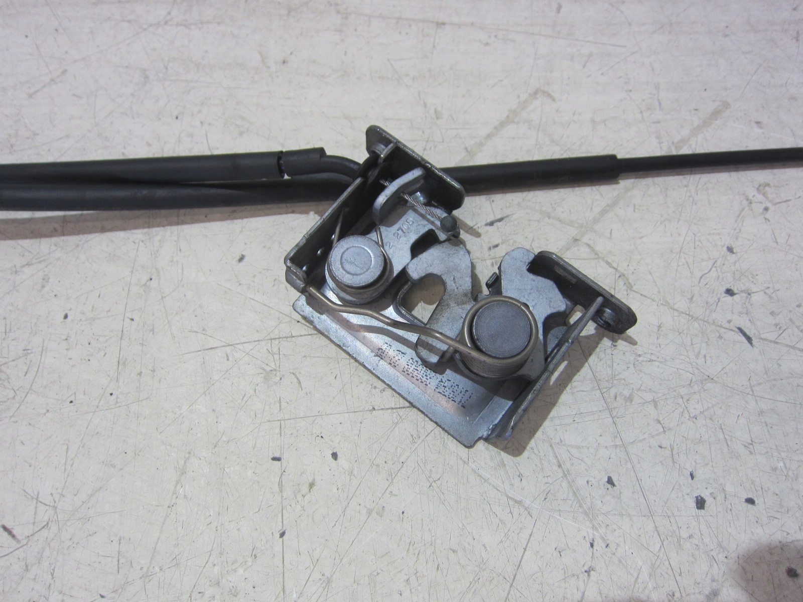 BMW X5 E70 rope lever bonnets lock 51237178753
