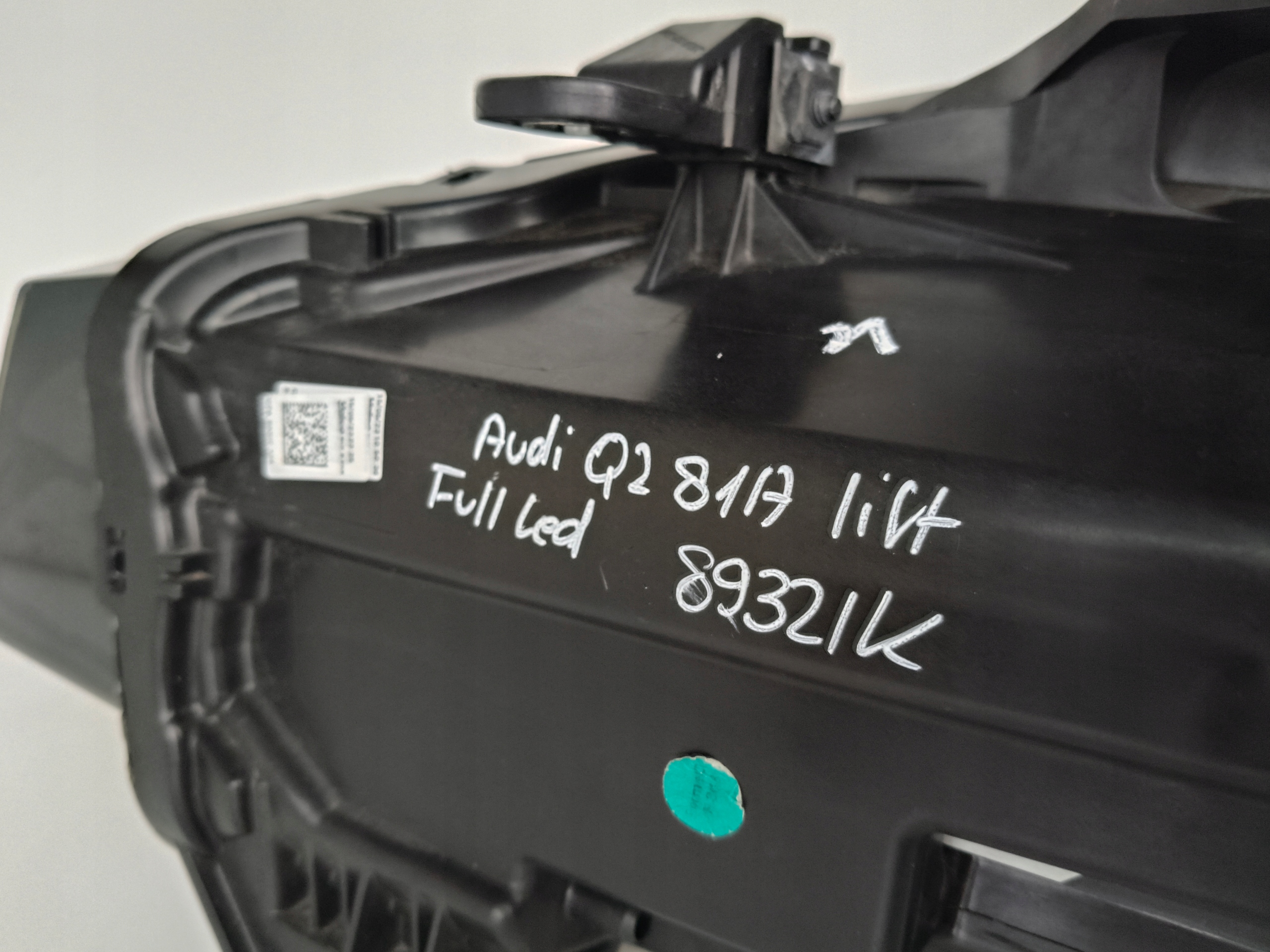 light right REFLEKTOR AUDI Q2 81A LIFT FULL LED