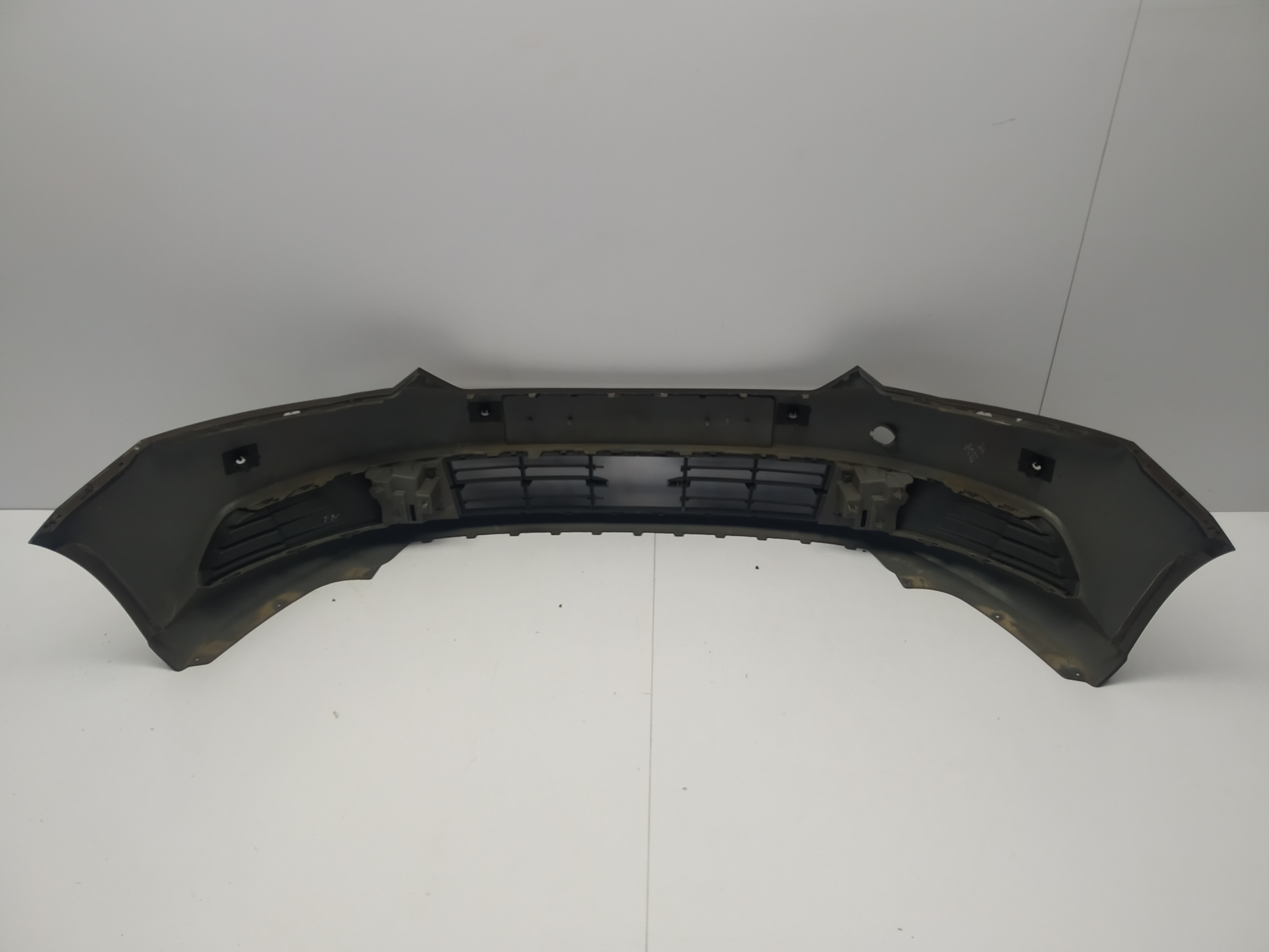 2014-2018r Skoda Fabia 3 III bumper grid front PDC washers before lift