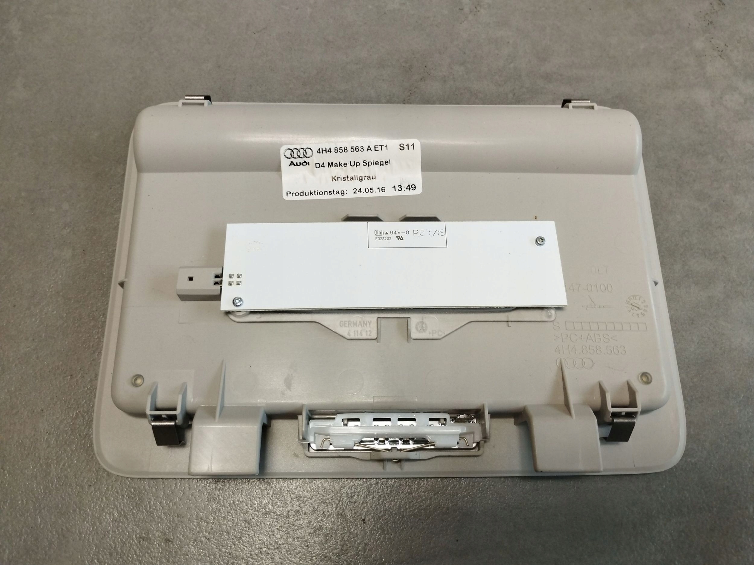 Audi A8 D4 4H mirror DO MAKIJAZU 4H4858563A