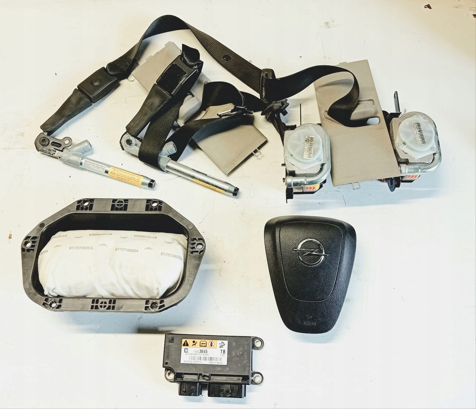 Airbags AIRBAG + Spanner OPEL INSIGNIA A