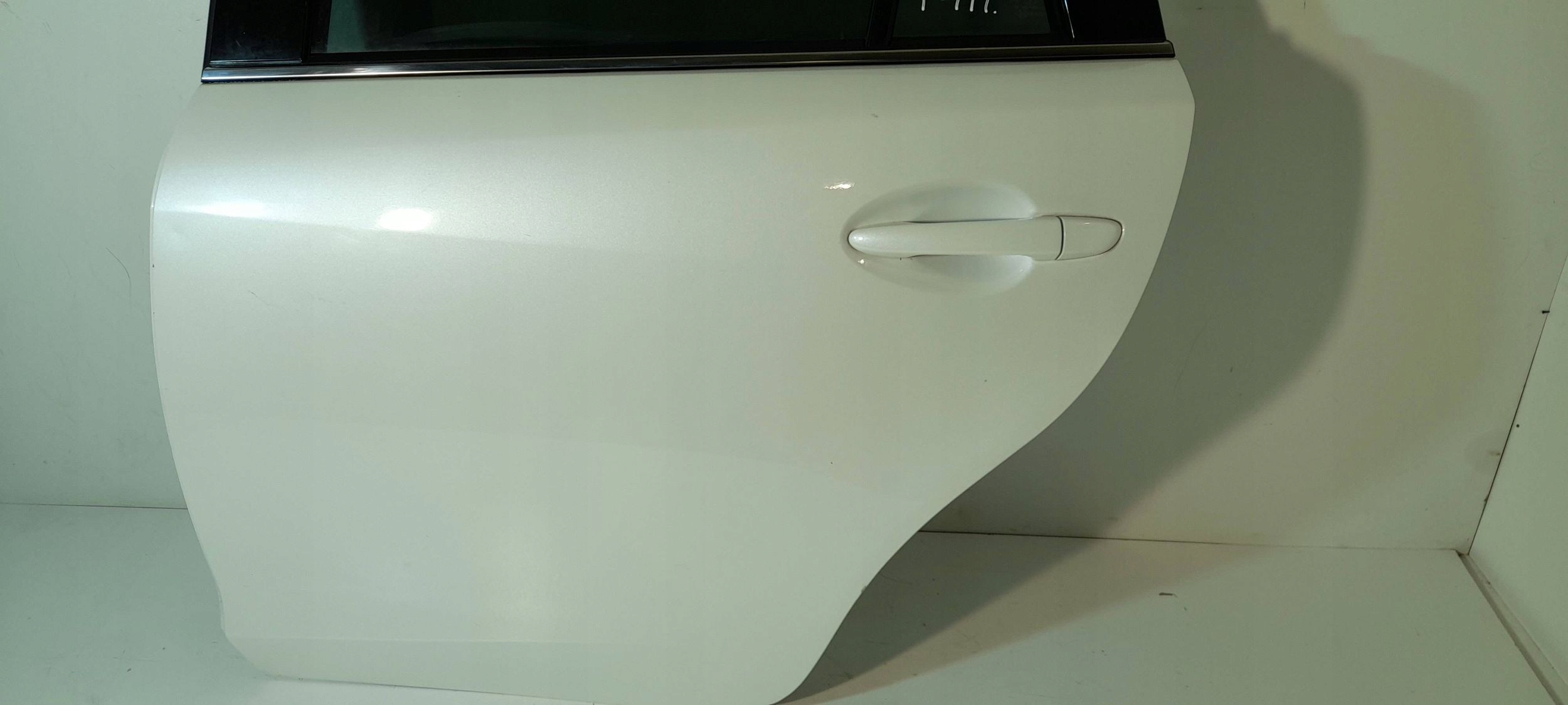 Mazda 6 GJ Kombi door rear. left (T411)