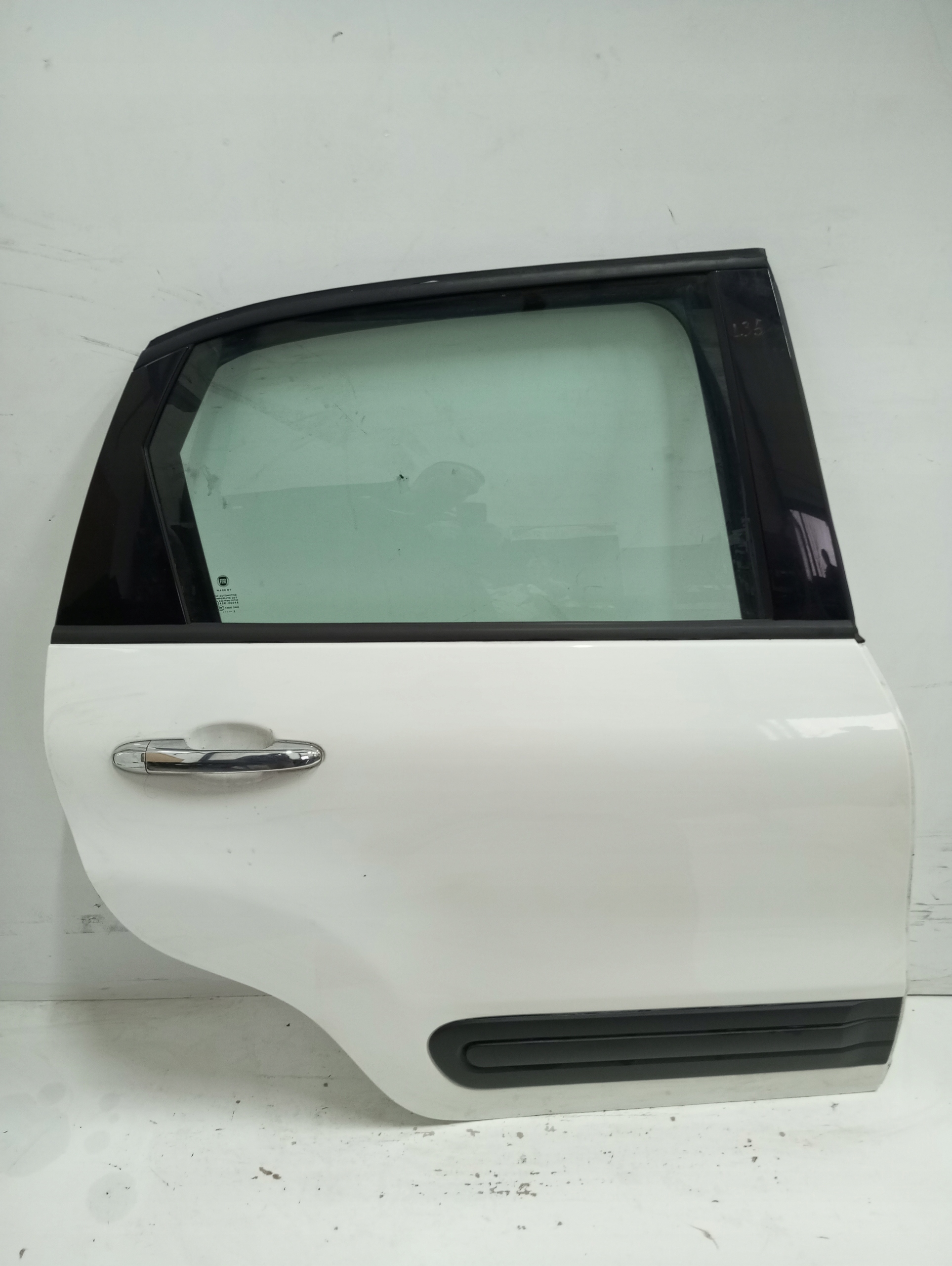 door right rear. FIAT 500L 13R