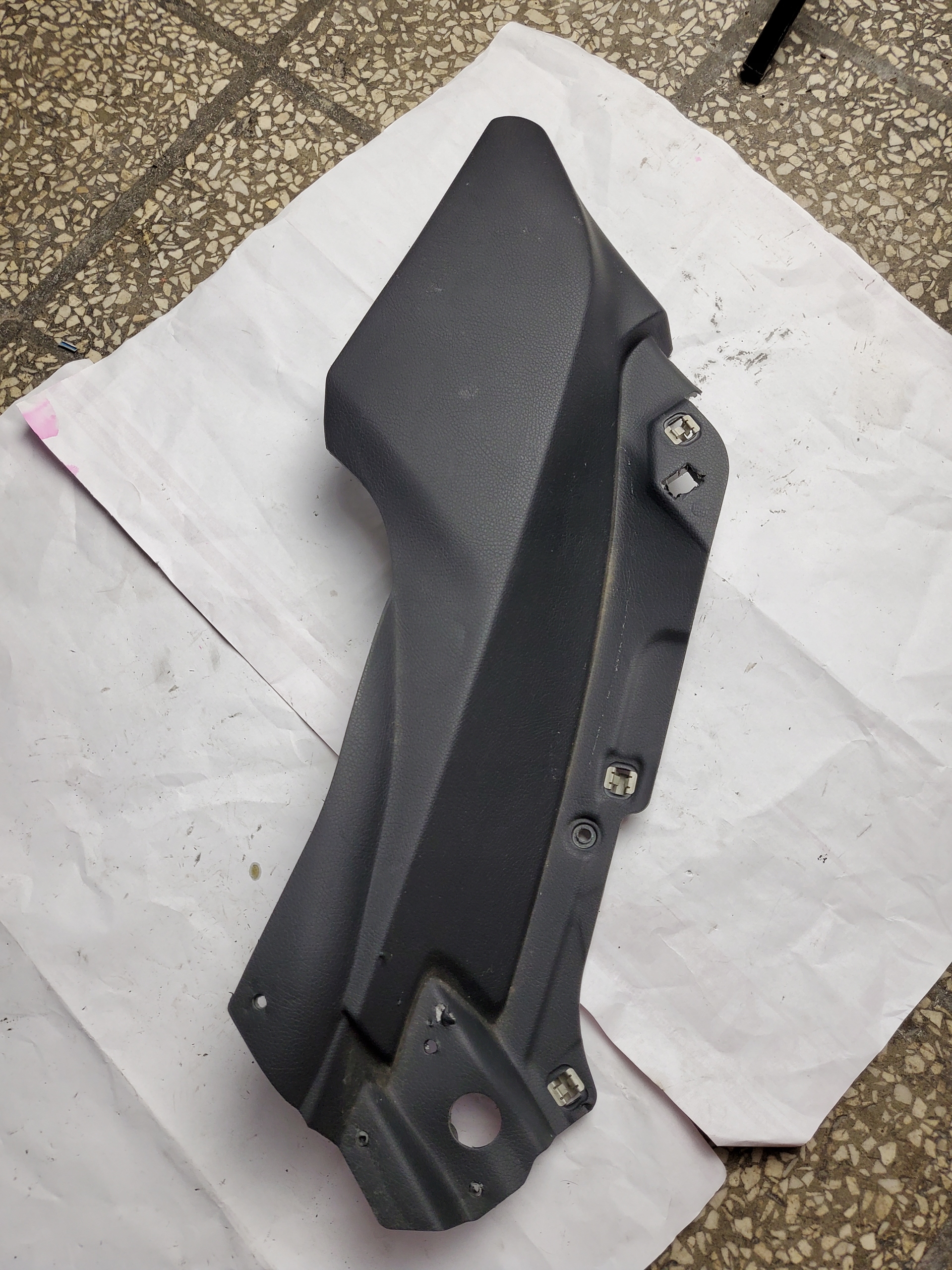 cover boot upholstery side left rear part MERCEDES E W207 COUPE OE EU