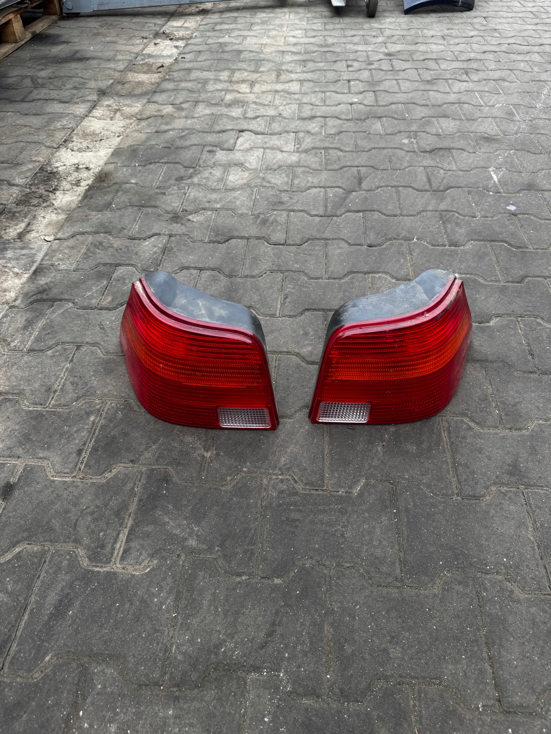 lights rear. GOLF 4 1J6945257