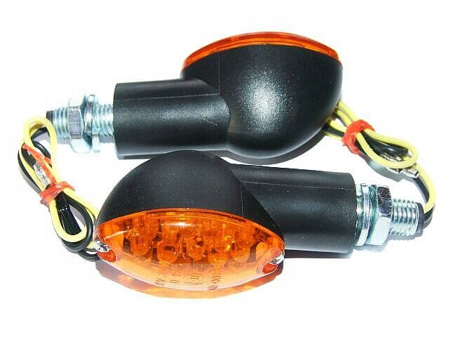 MI-138 - Мигалки указатели поворота черный светодиод утверждение E11