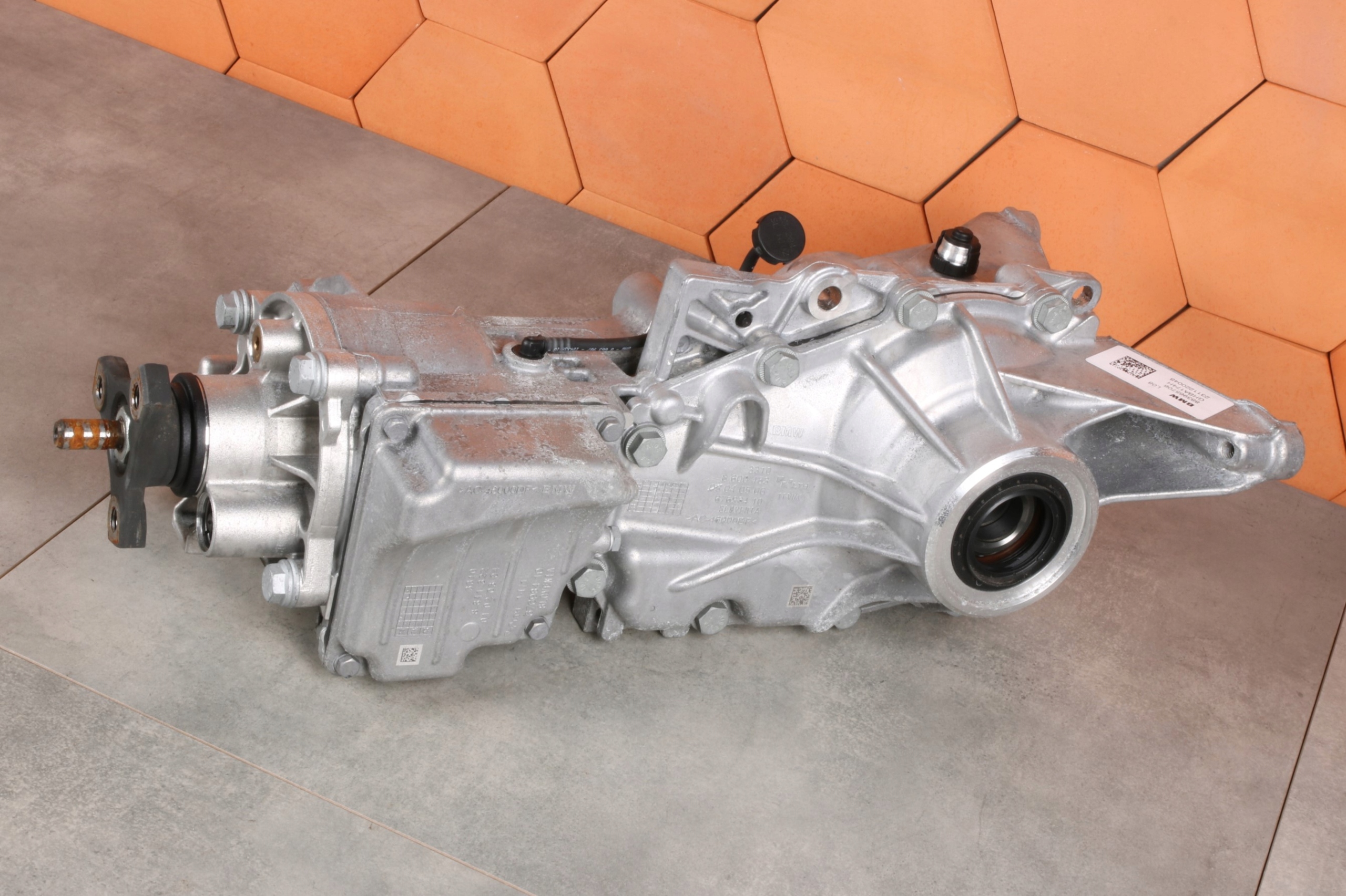 MINI COUNTRYMAN U25 ALL4 differential rear differential diff 8839657 1942 km !!!
