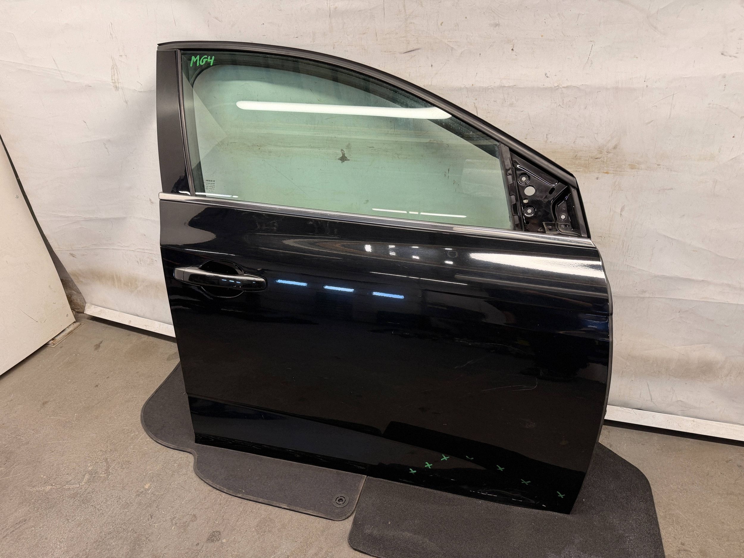 Renault Megane IV door right front right front TEGNE