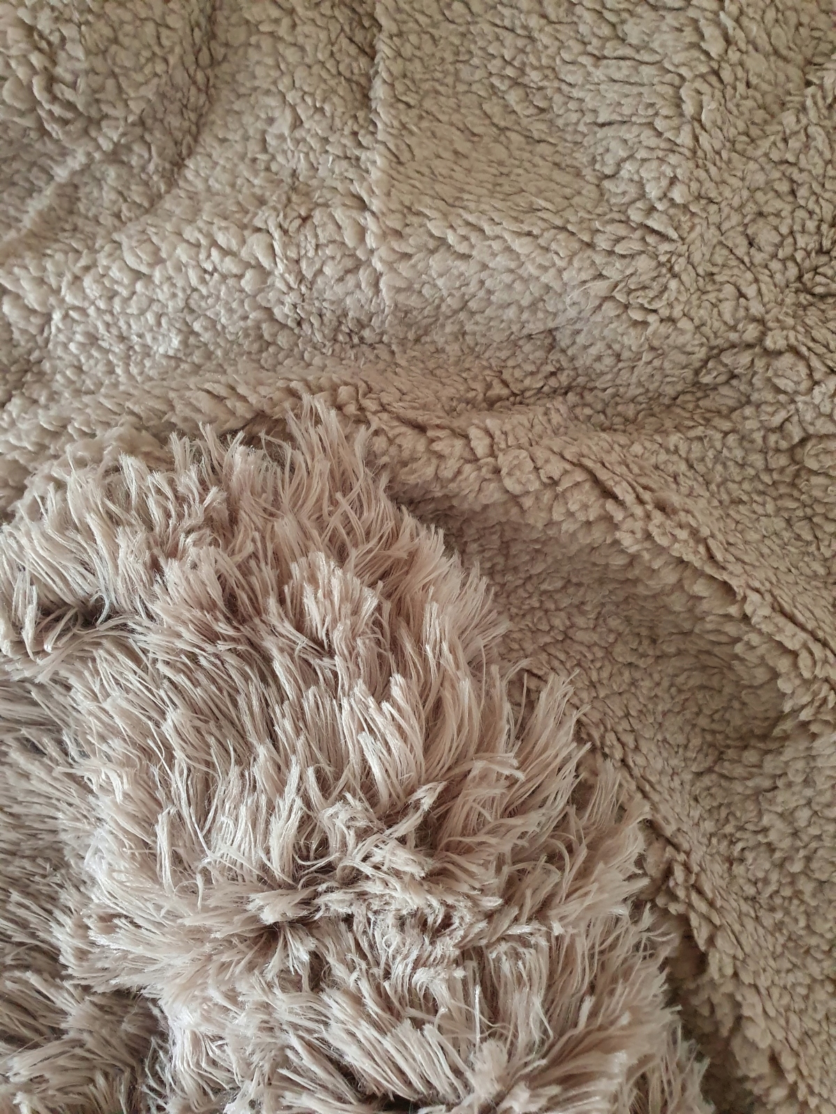 GRUBA POŚCIEL FUTRZANA 160x200 ZIMOWA NA ZIMĘ MIŁA Materiał inny