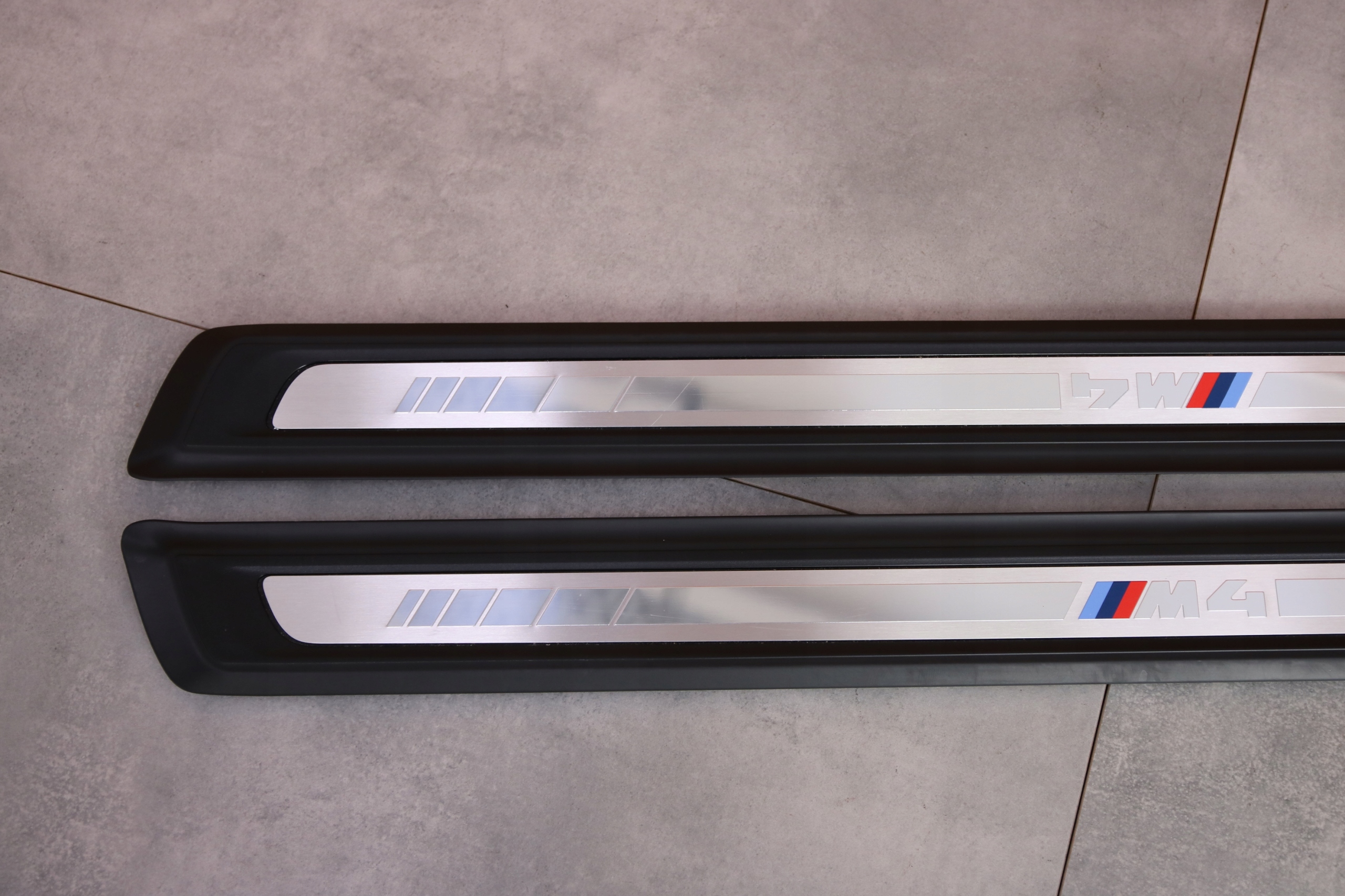 BMW M4 G83 mouldings caps threshold KOMPLET 8075025