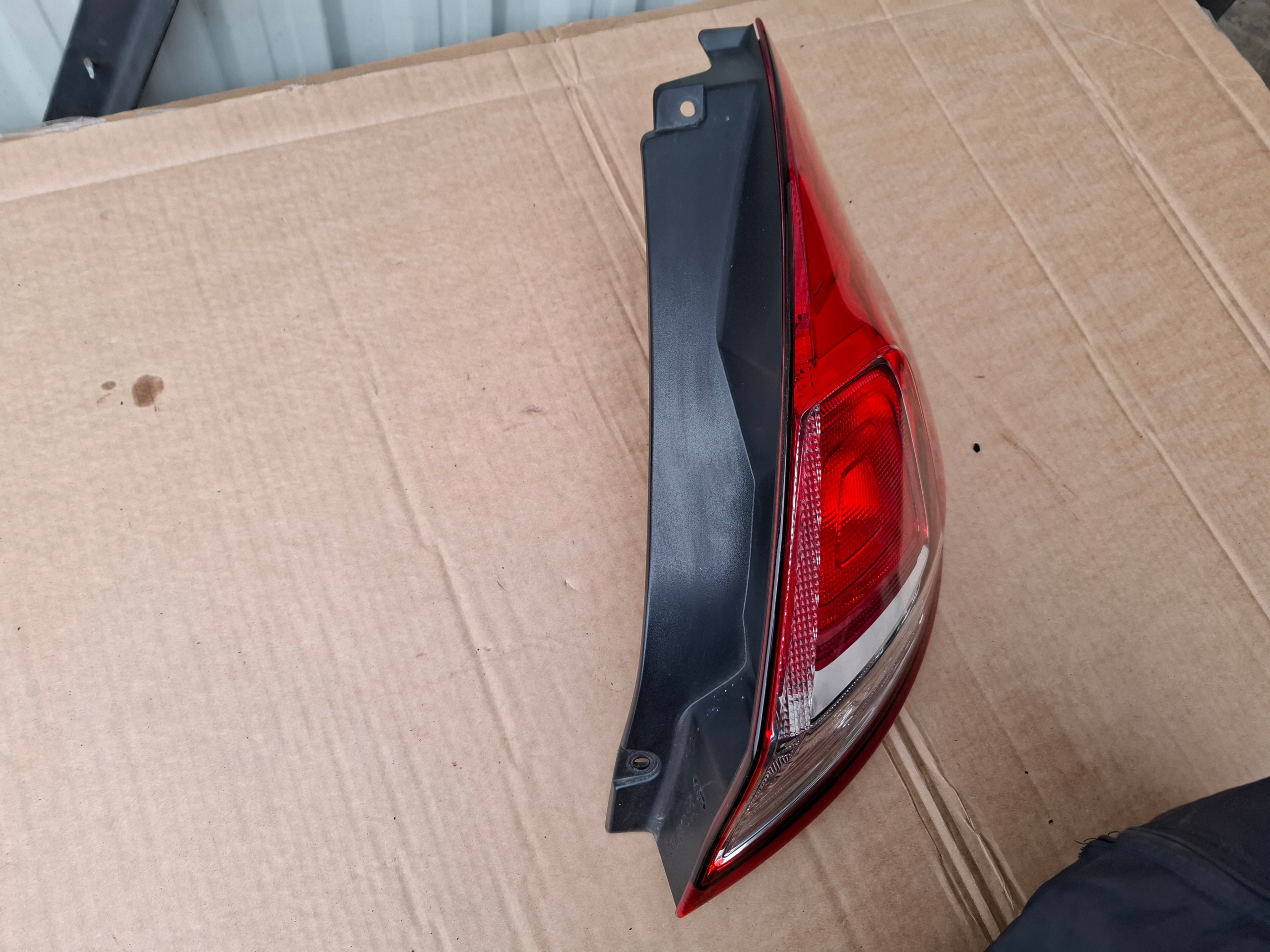 FORD FIESTA MK7 LIFT light right rear part ANGLIK