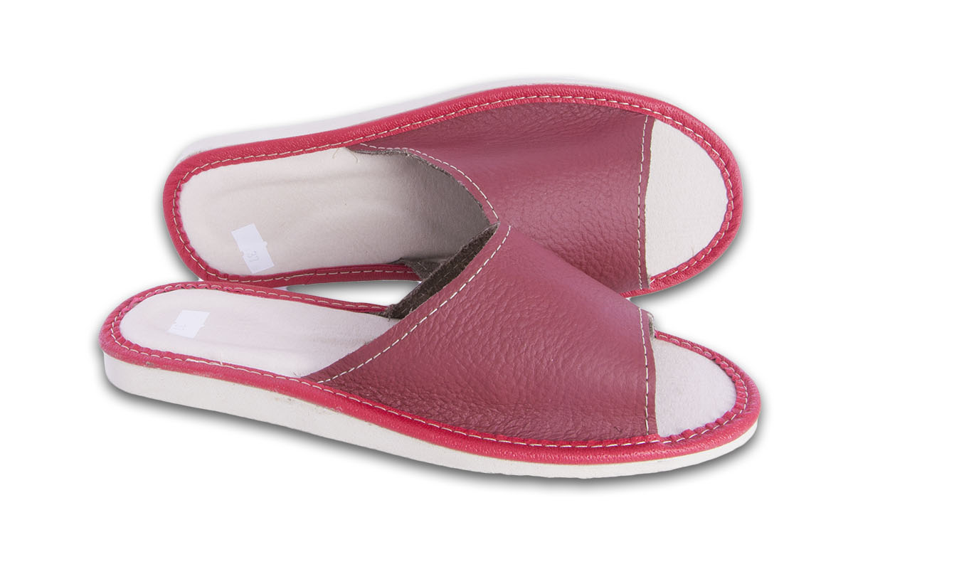 SKÓRZANE PANTOFLE DOMOWE, KAPCIE DOMOWE rozmiar 41 Płeć kobieta