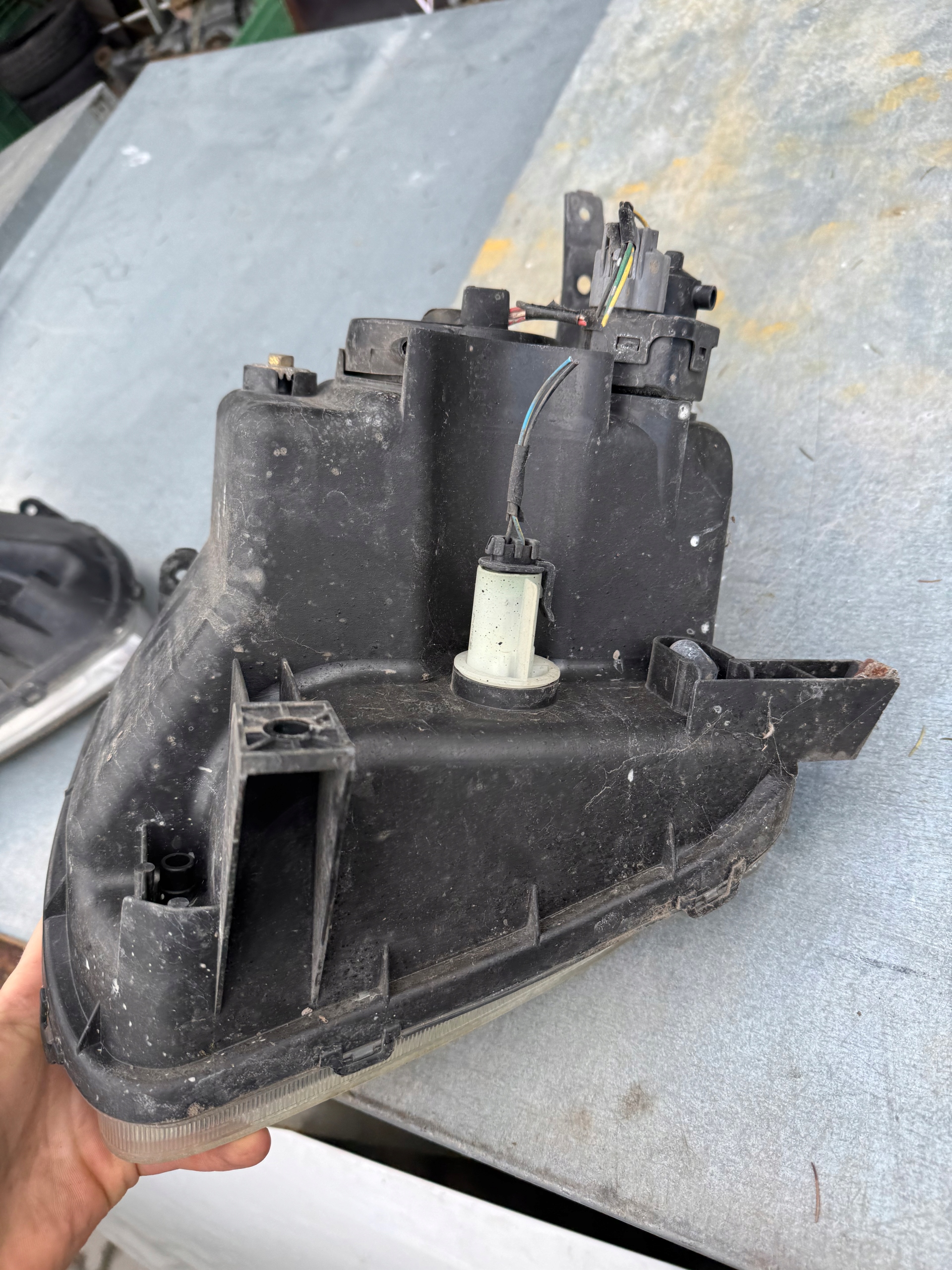 light right front SUBARU JUSTY G3X EU 04-07