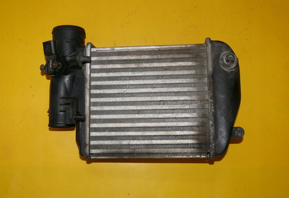 intercooler left AUDI A6 C6 3.0 TDI 4F0145805E