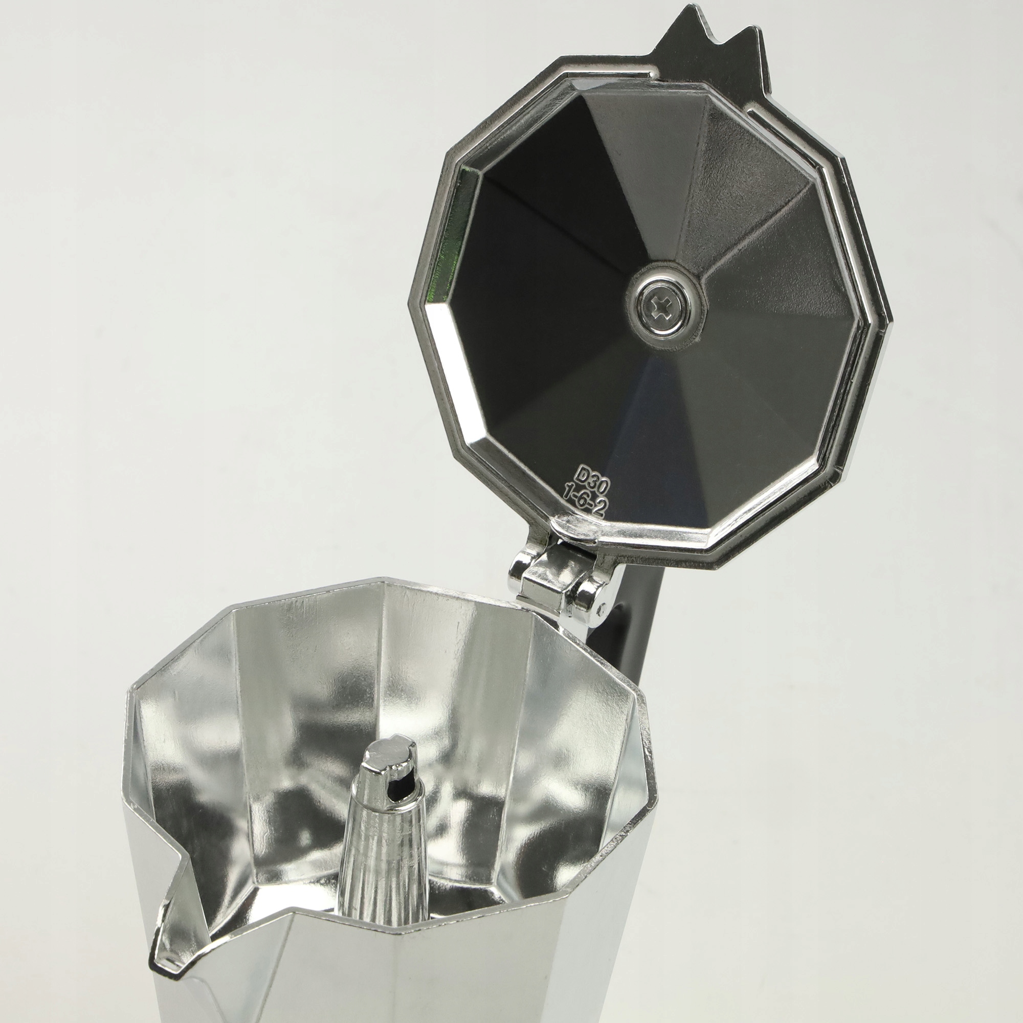 KAWIARKA ALUMINIOWA ZAPARZACZ DO KAWY KAFIETERKA WŁOSKA MOKA NA 6 FILIŻANEK