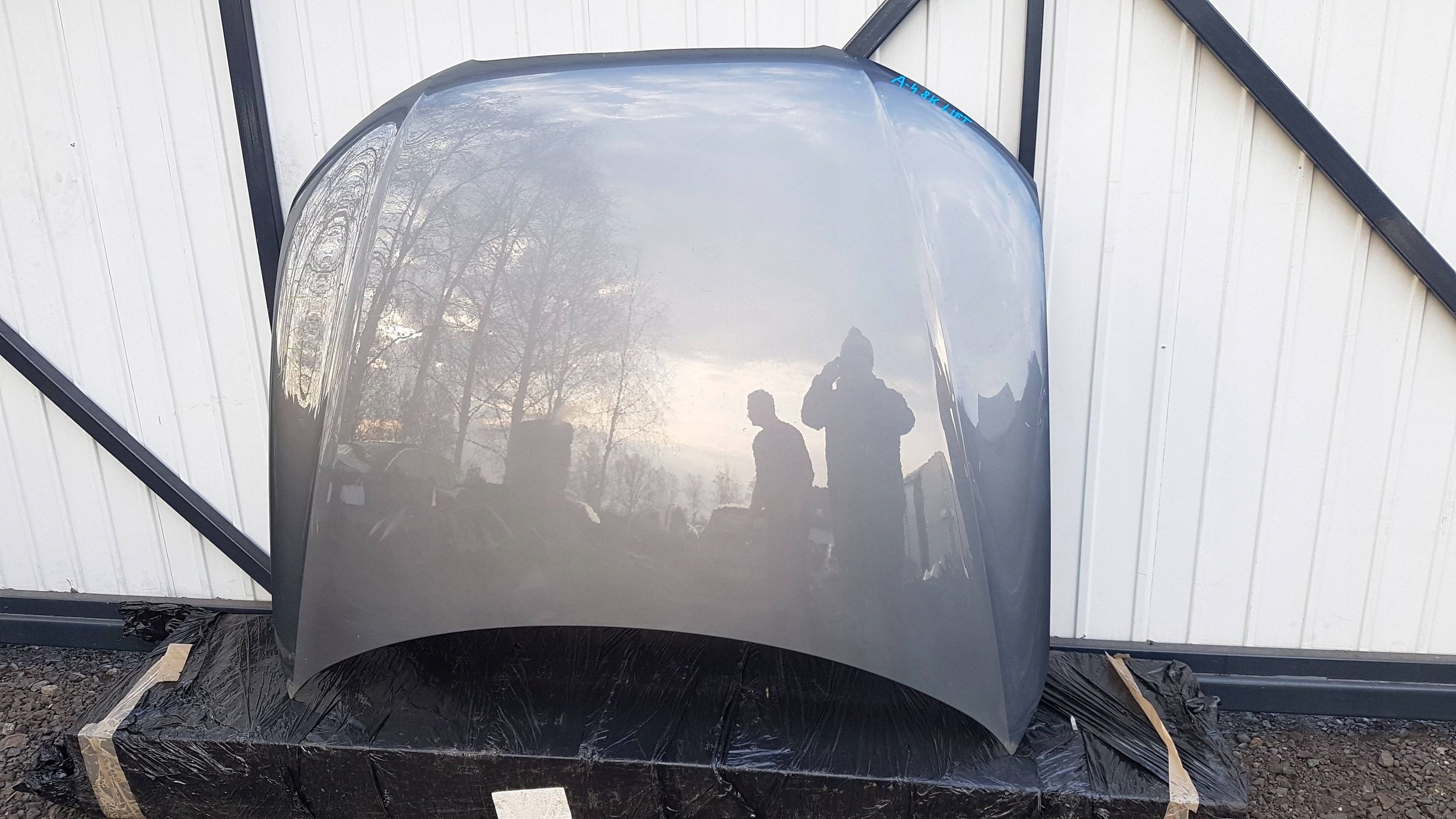 Audi A4 S4 B8 8K LIFT MASKA POKRYWA SILNIKA LADNA DEMONTAZ