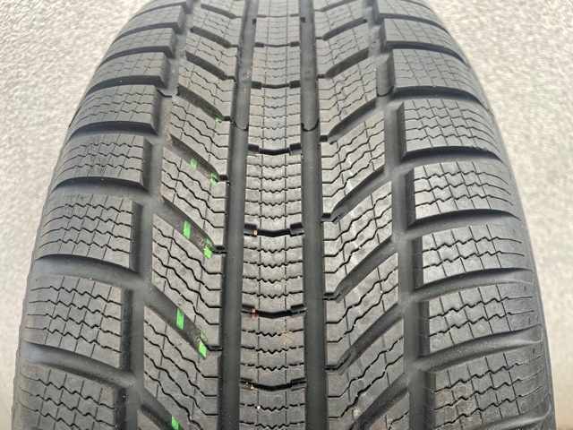 235/55R18 104V XL Continental WinterContact Opona Zimowa