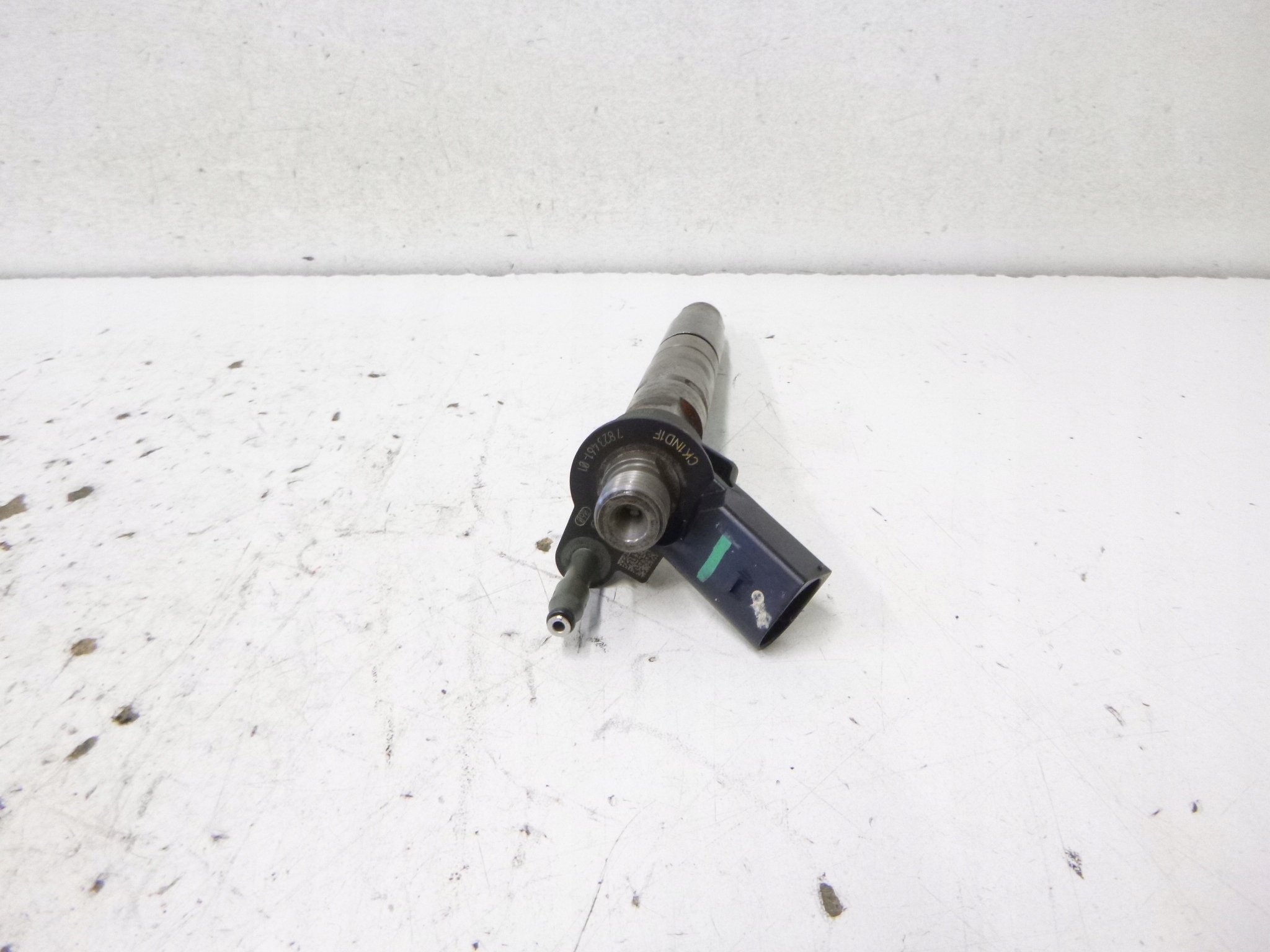 injector nozzles BMW F10 2.0d 2015r. 7823461-01
