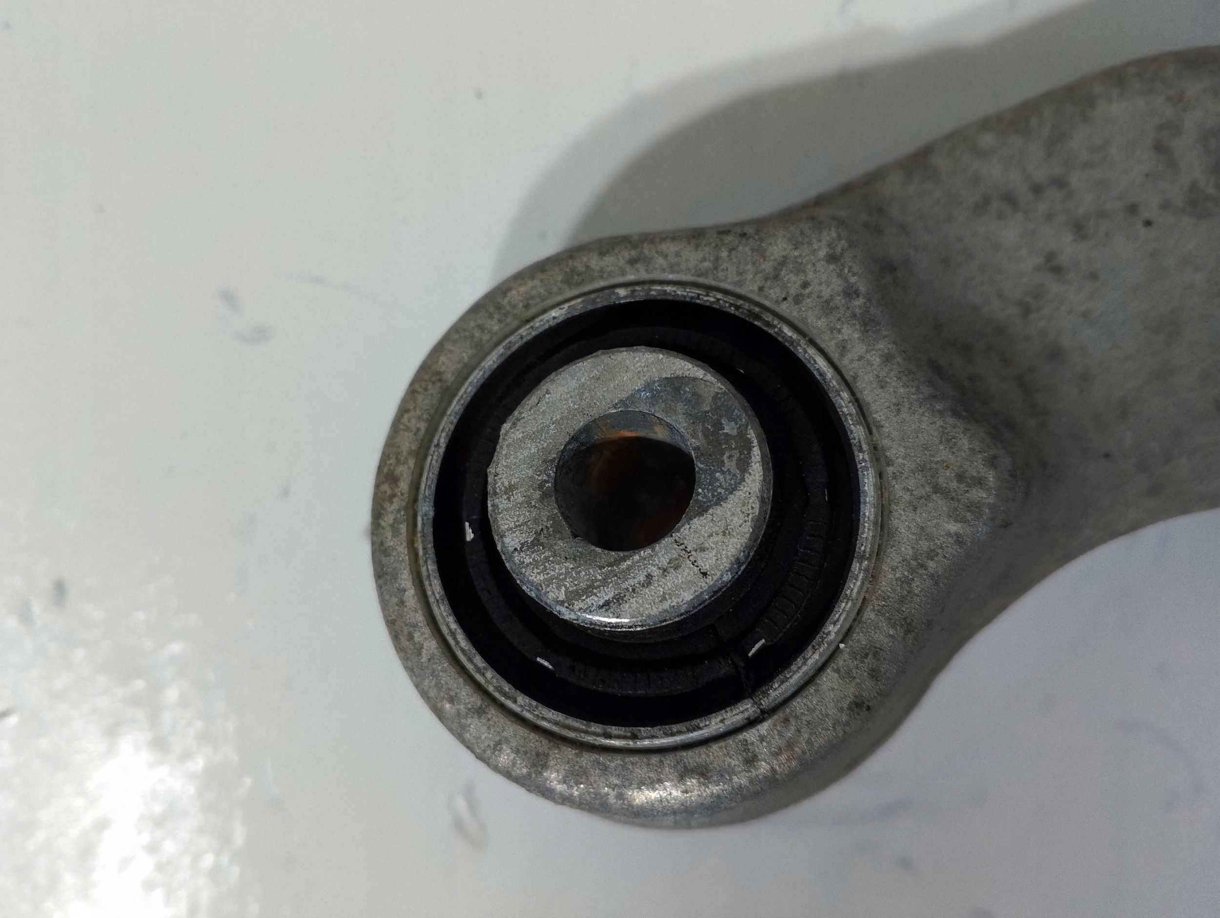 Audi A4 B8 A5 8T Querlenker hinten rechts 8K0505324H (Q276)