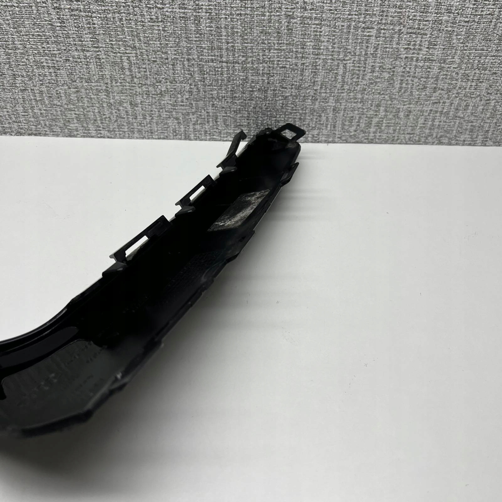 AUDI Q7 II 4M S LINE LIFT moulding W bumper right front 4M0807300A