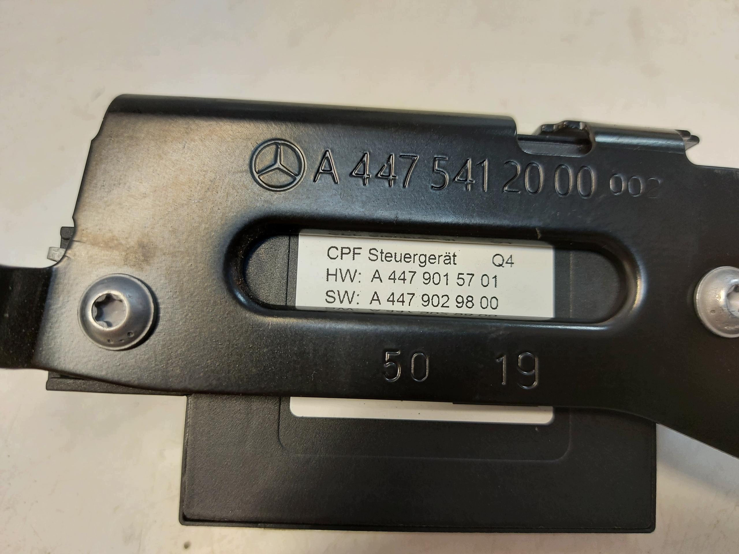 Mercedes w447 Vito V220d control unit module bonnet boot rear part a4479015701