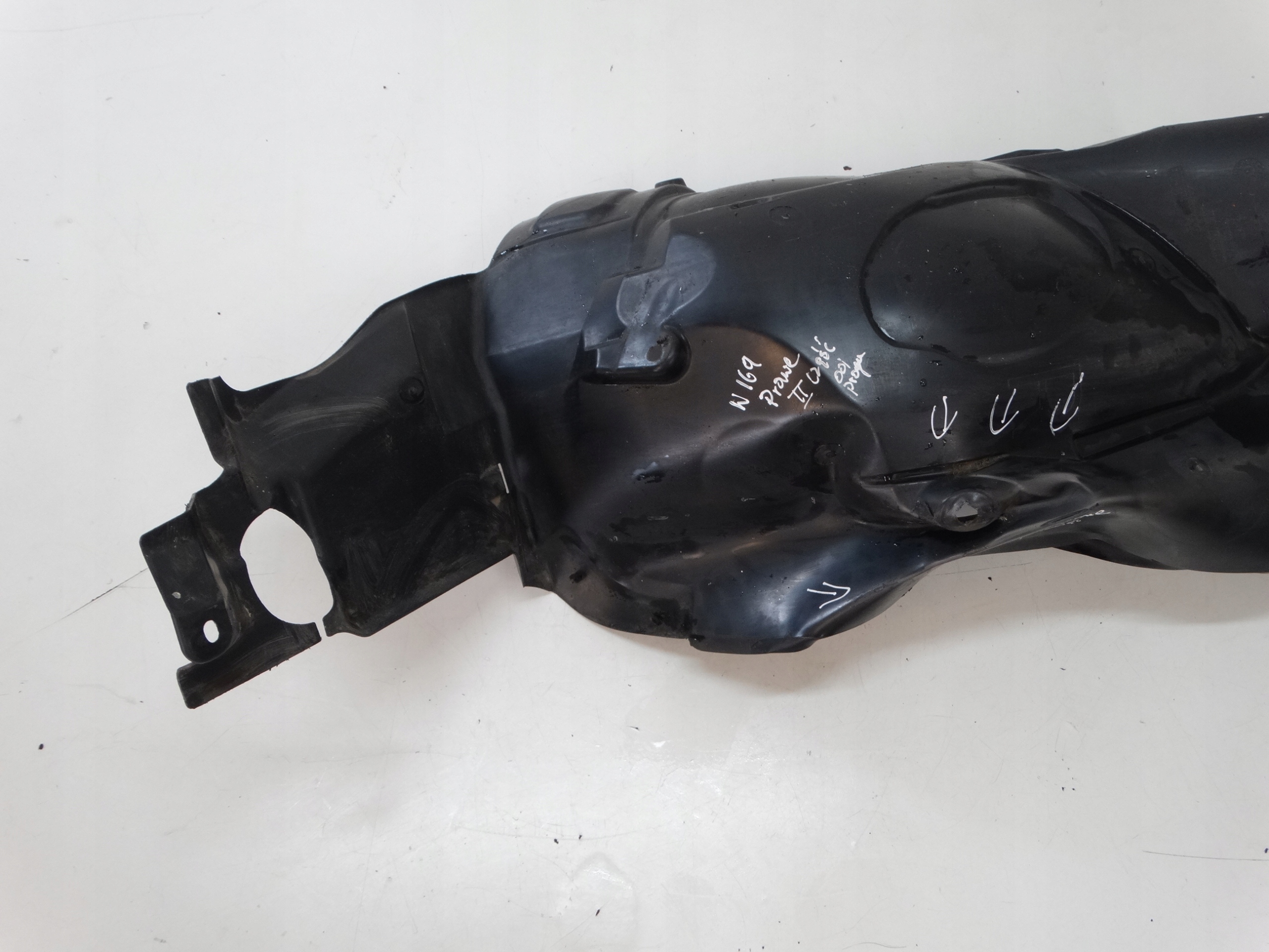 mudguard right front MERCEDES W169 A1696903830