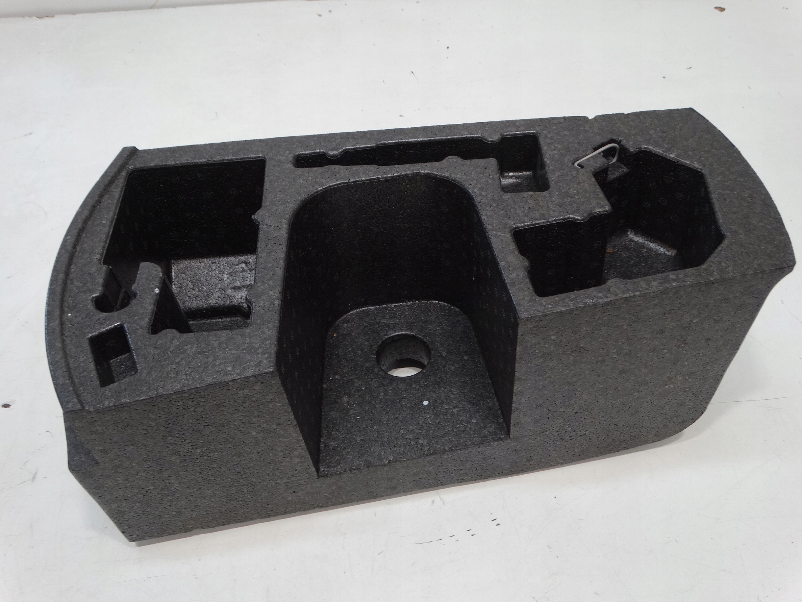 polystirene boot SEAT IBIZA MK4 LIFT 6J0863470A