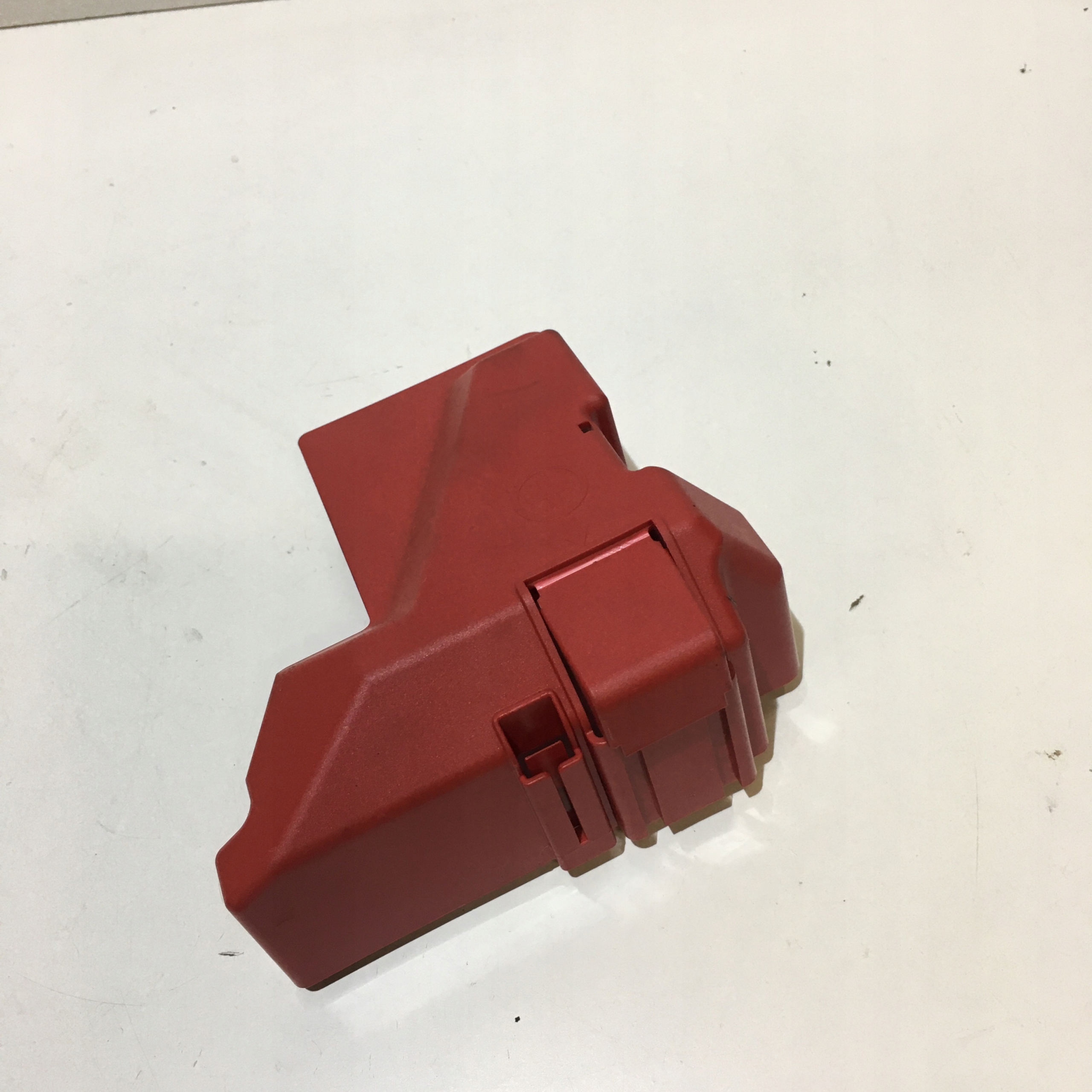 RENAULT CAPTUR II TERMINAL BATTERY 243124712R