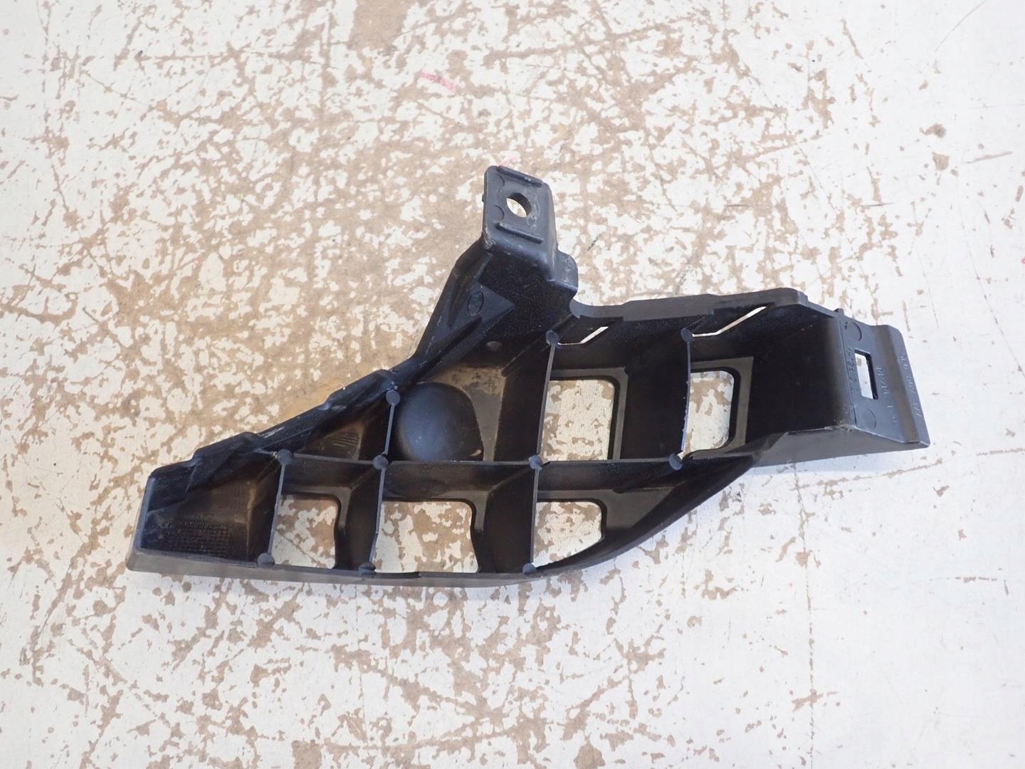 bumper bracket left front SEAT LEON III 2012