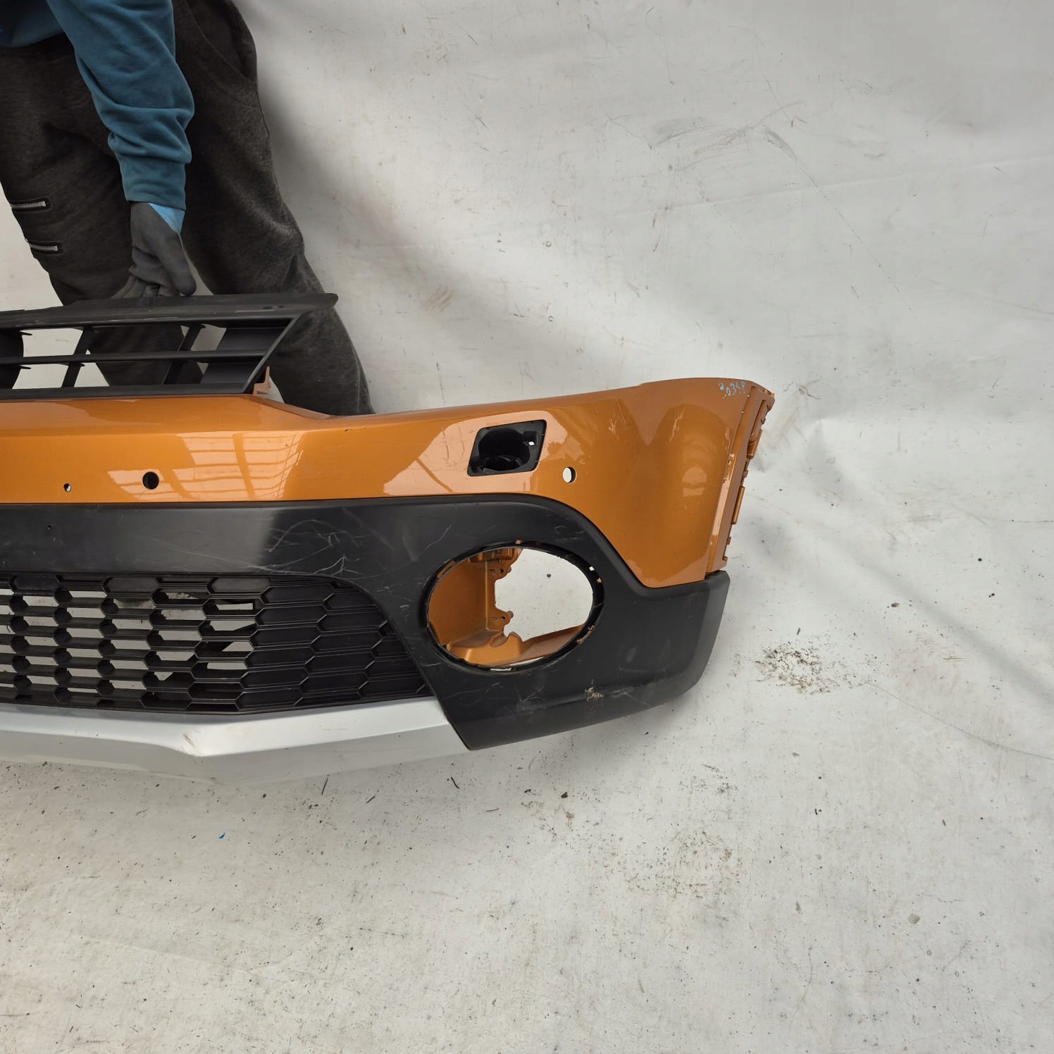 VW POLO V 5 6R 6C CROSS 11-17 bumper front front washer PDC