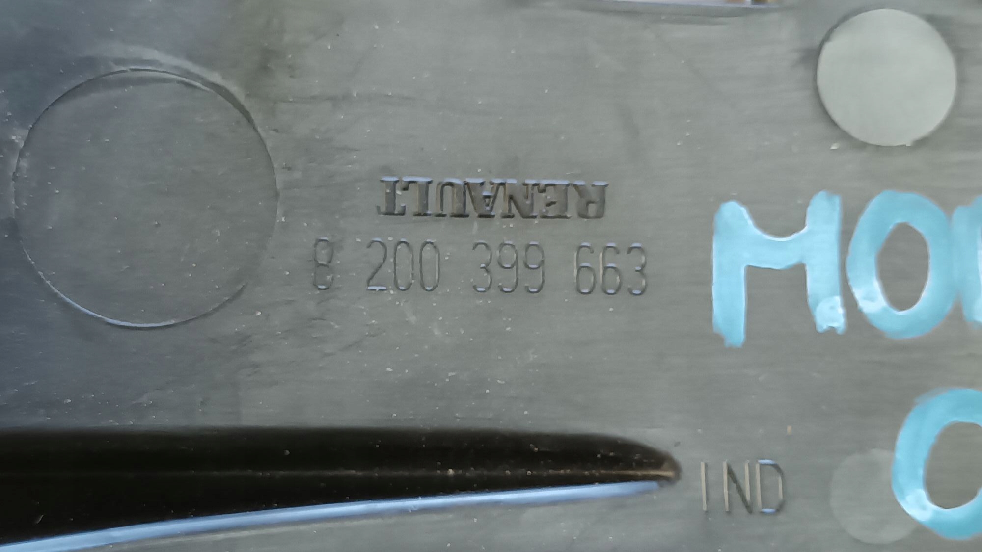 mřížka nárazníku předního pravá RENAULT MODUS 2004R->