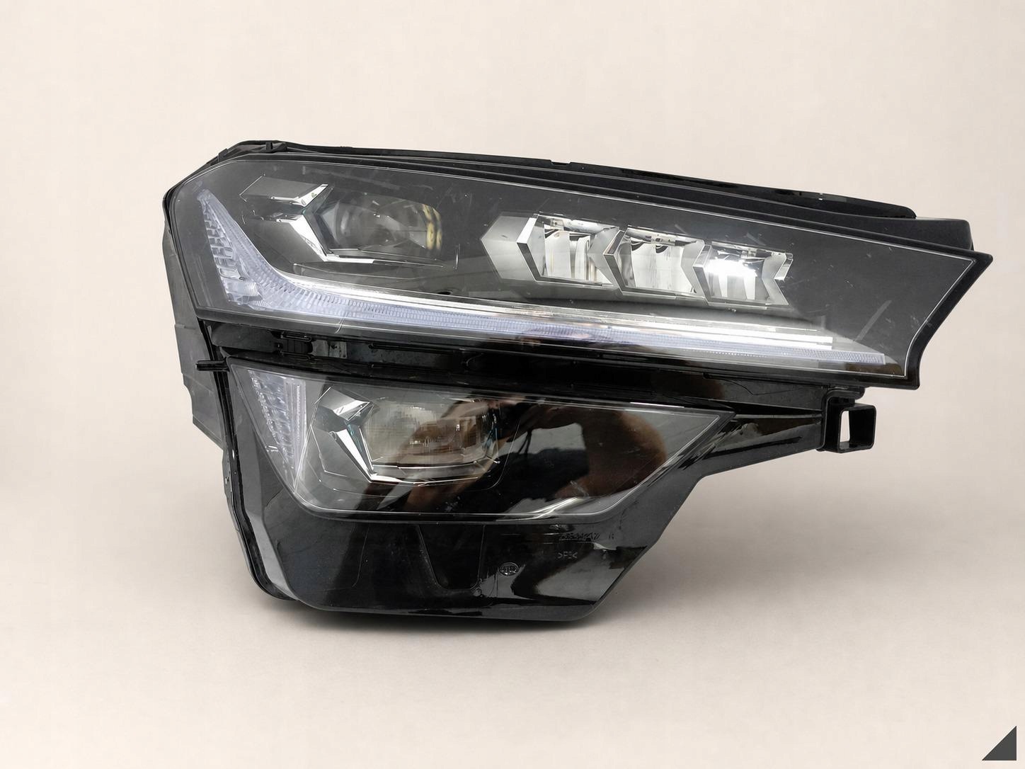 SKODA KODIAQ II 2 57H 24- light FULL LED CRYSTAL LIGHTING right front EU
