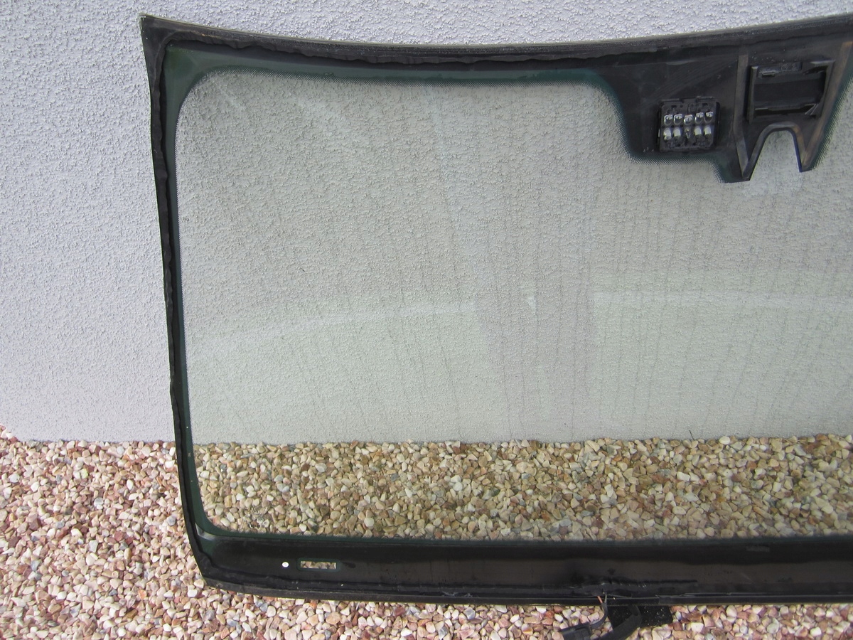 window front front iron Mercedes W221 Sungate