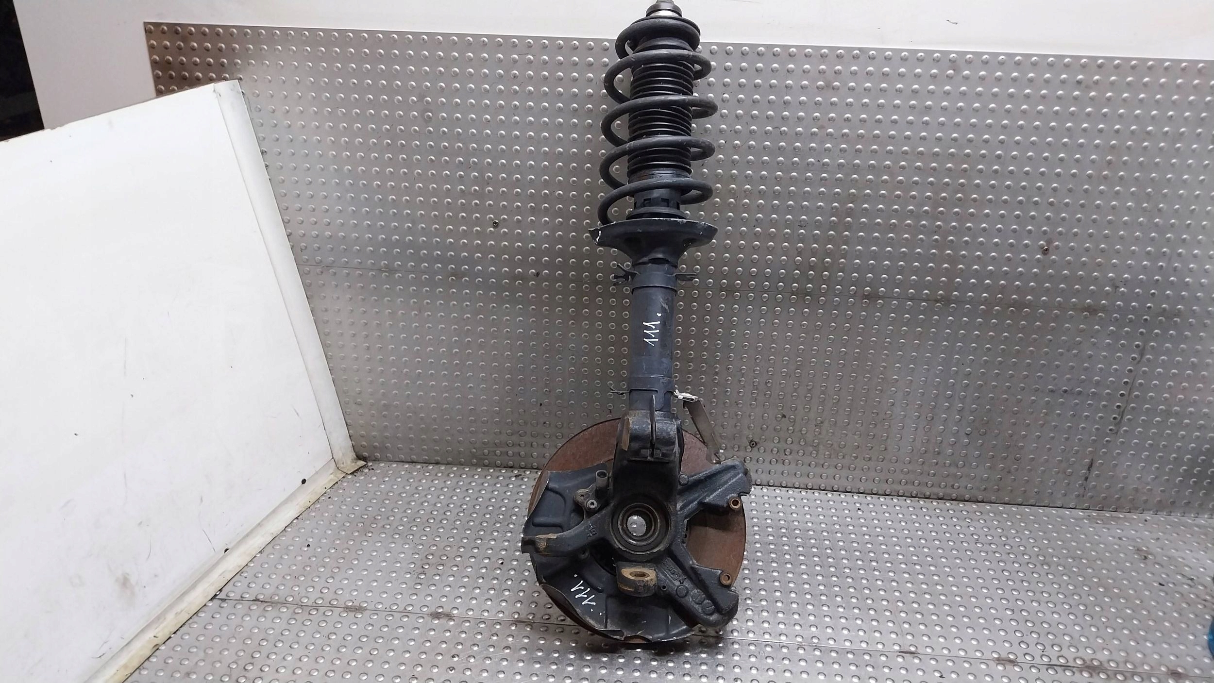 shock absorber swing left front GOLF IV A3 8L OCTAVIA and LEON and 1.9 TDI