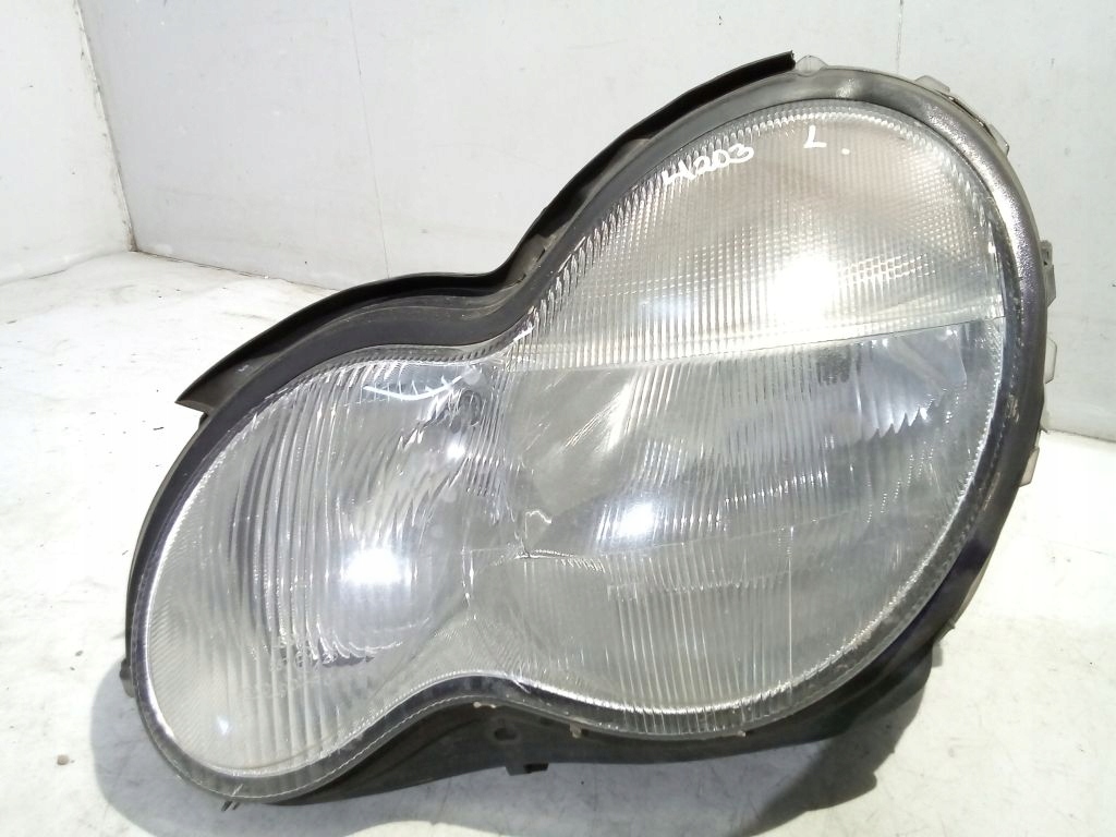 Mercedes C klasa W203 light left front front
