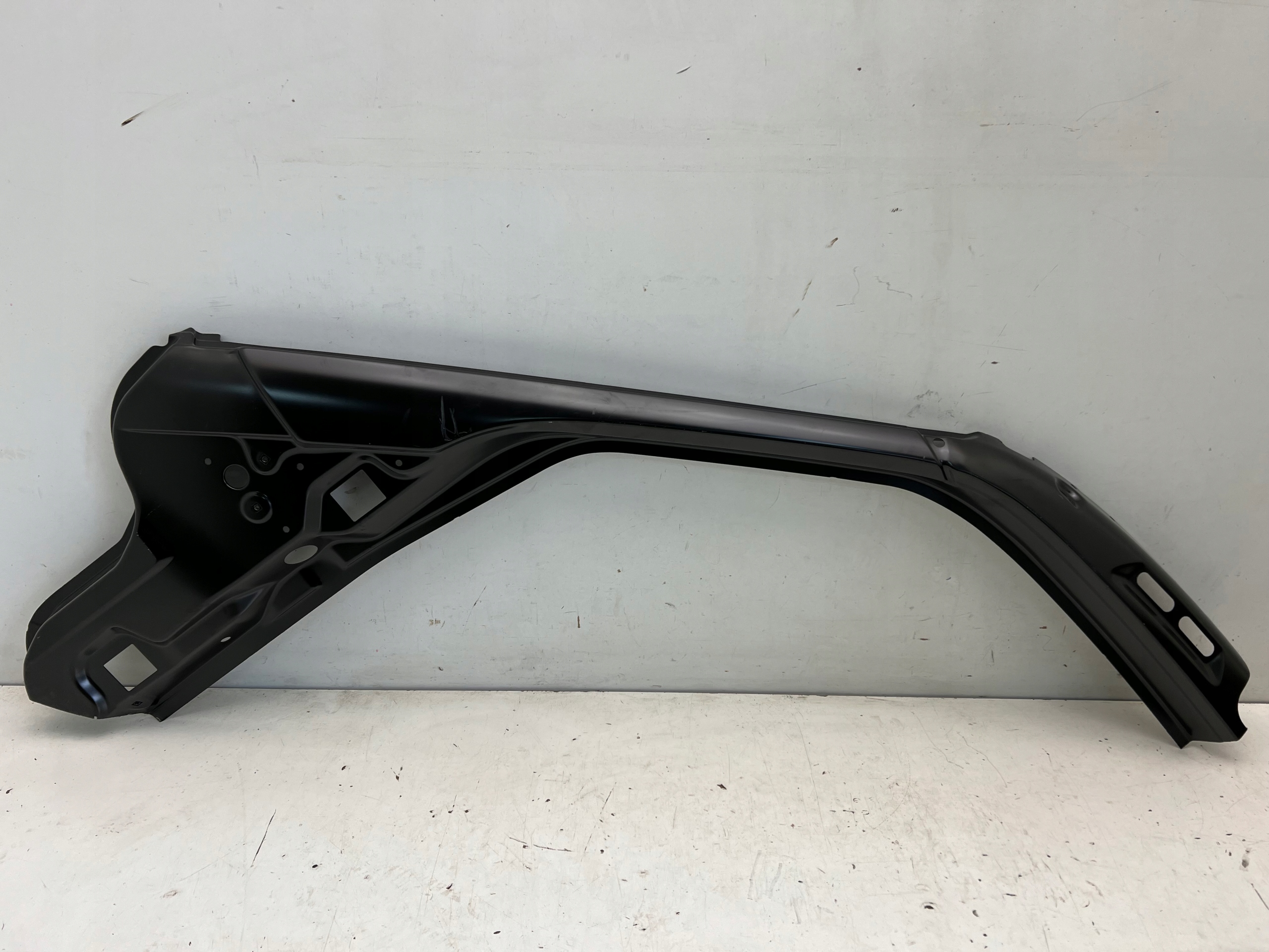 MERCEDES SPRINTER W907 W910 обшивка левая стойка