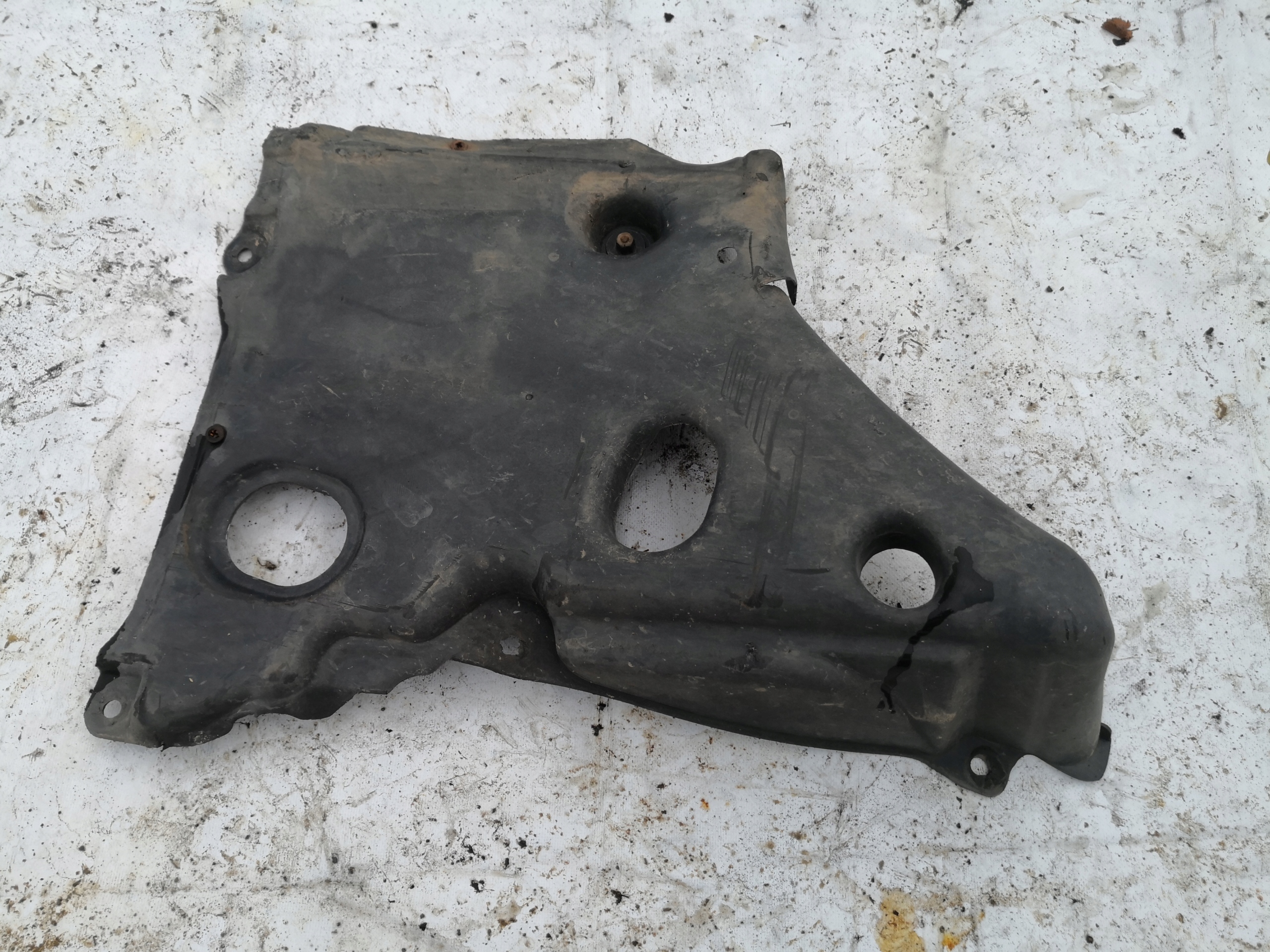 motor cover MERCEDES W220 A2205242130R