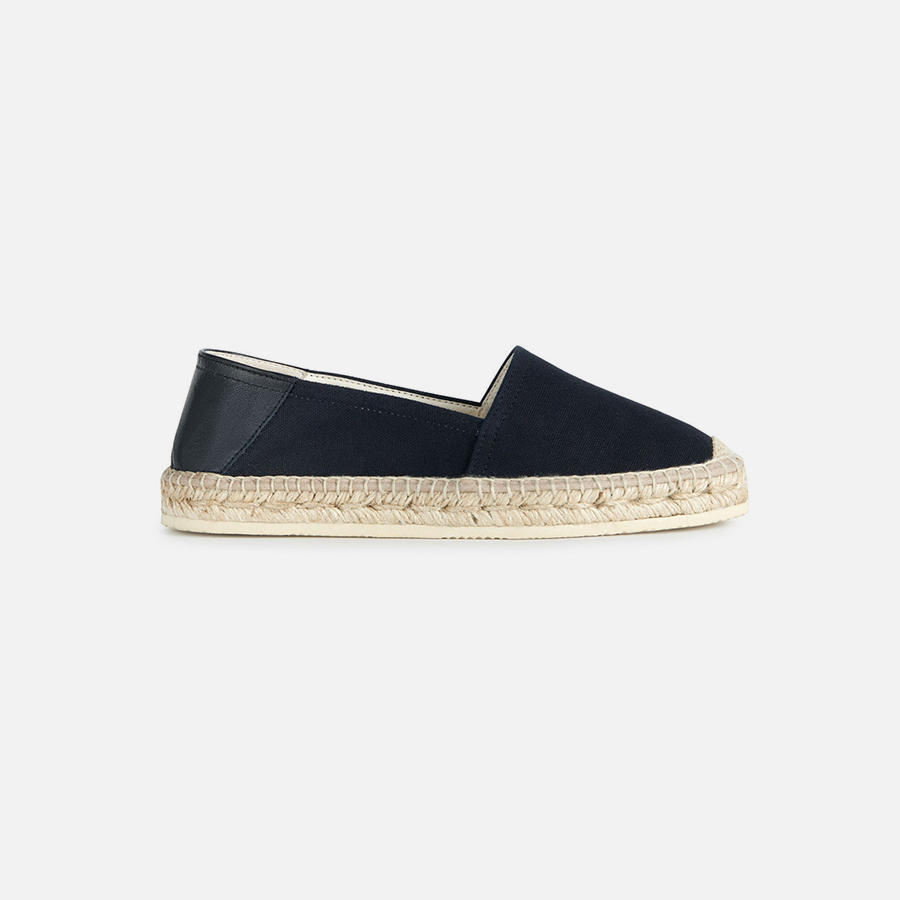 Černé dámské slip-on Geox Lampedusa C