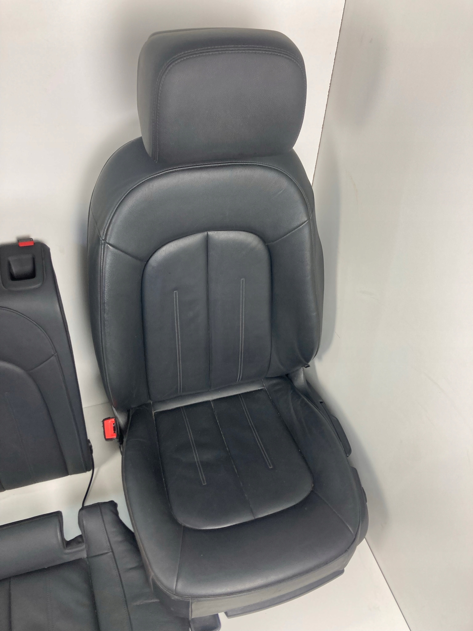 AUDI A6 C7 ALLROAD seats side EUROPA