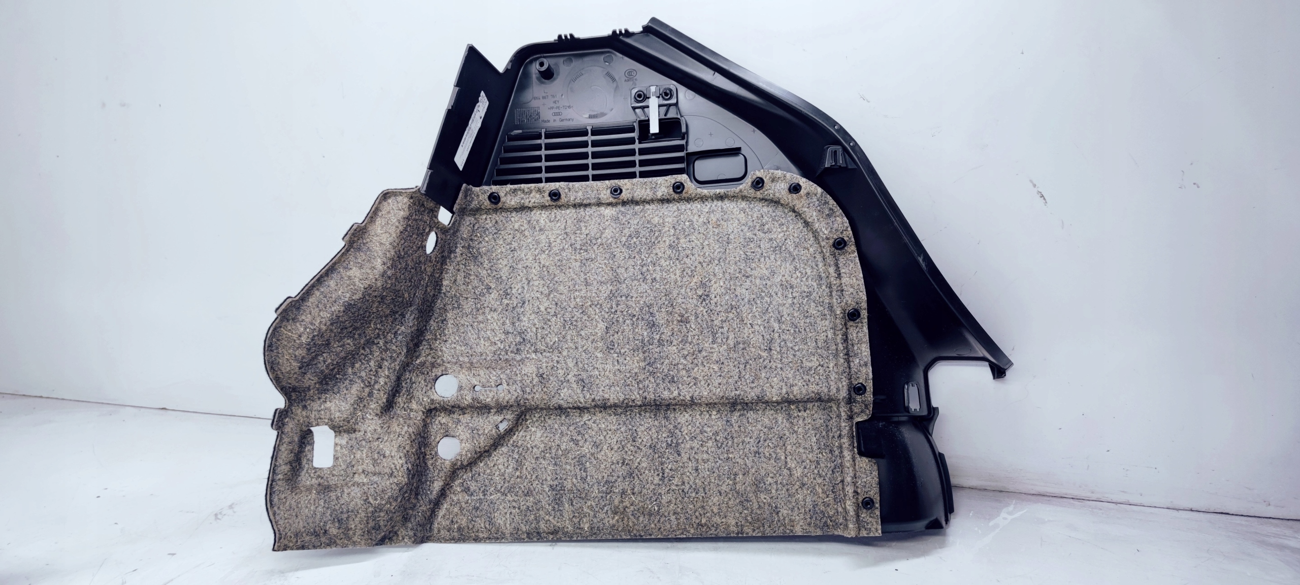 boot upholstery left AUDI A1 8X4867761A