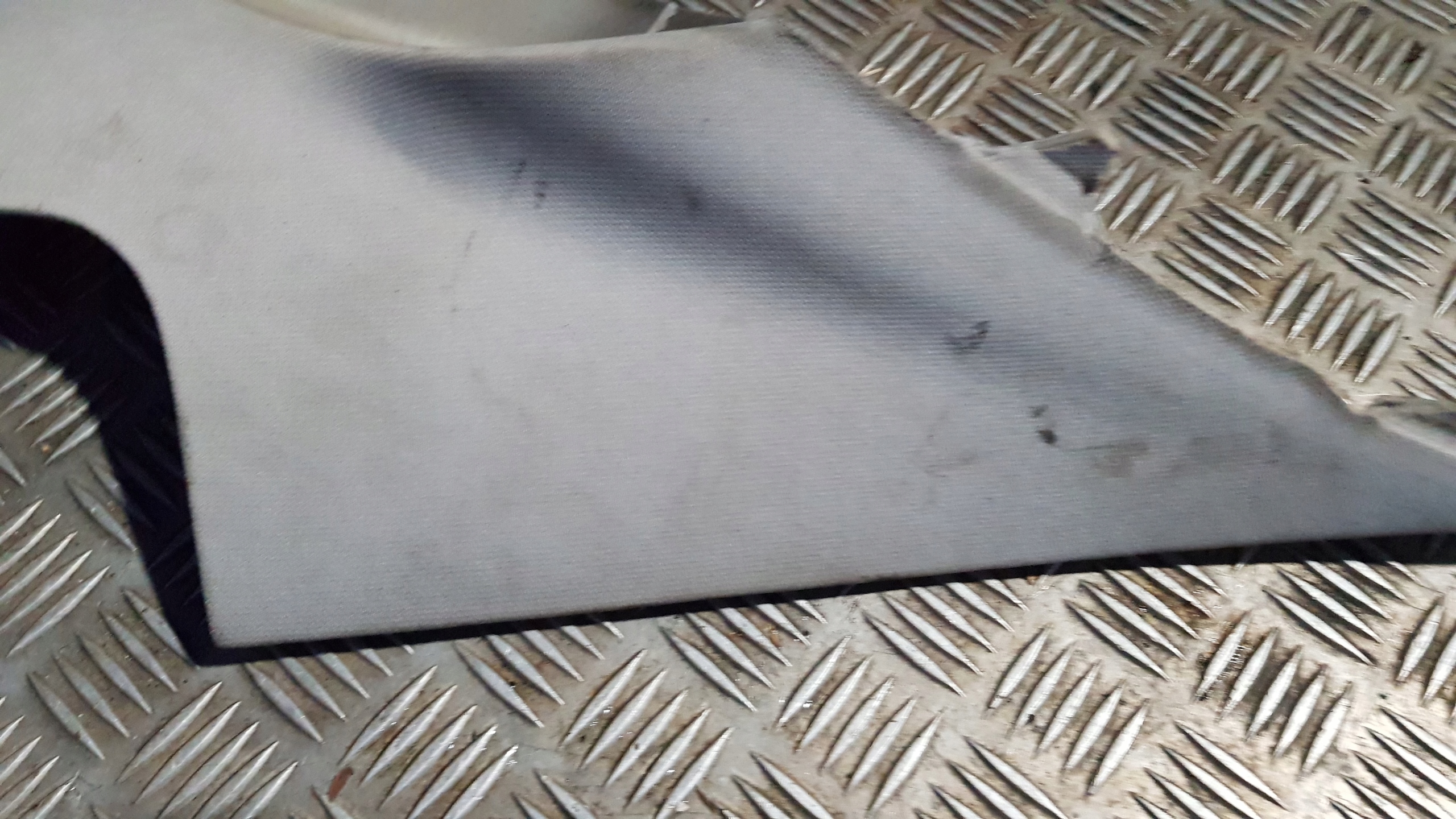 MERCEDES W209 cover SLUPKA left rear part