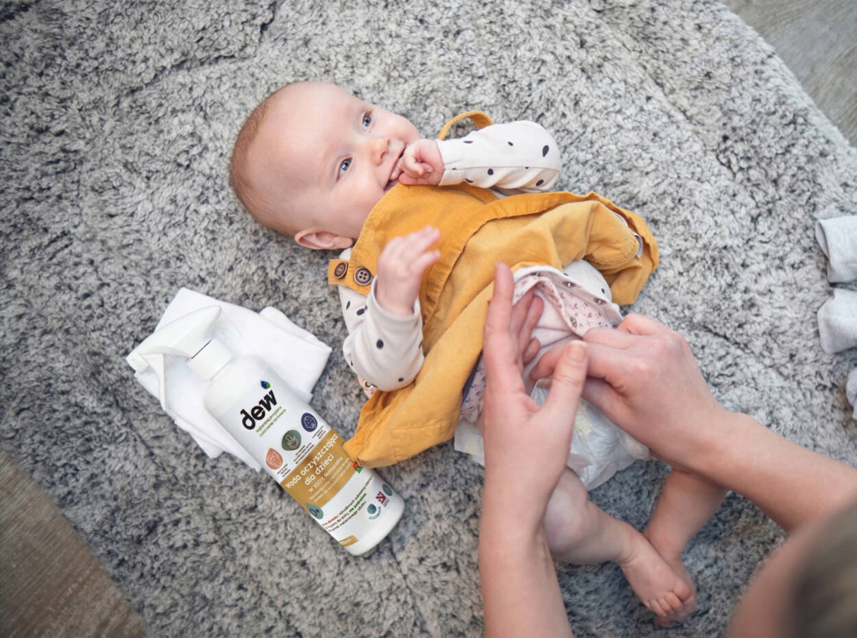 Dew - Woda oczyszczająca dla dzieci 65ml Marka inna marka