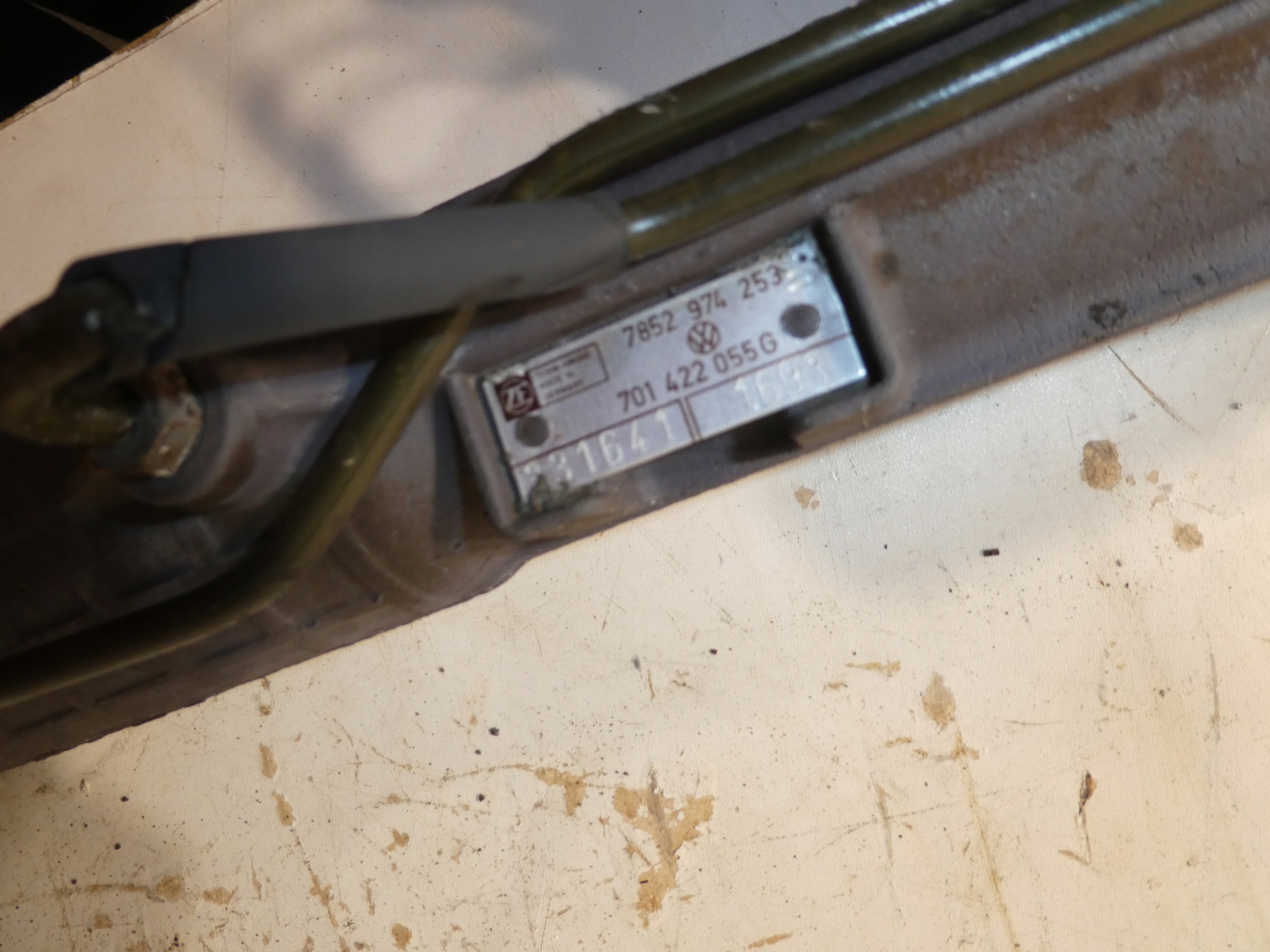 VW T4 Boîter direction 701422055G
